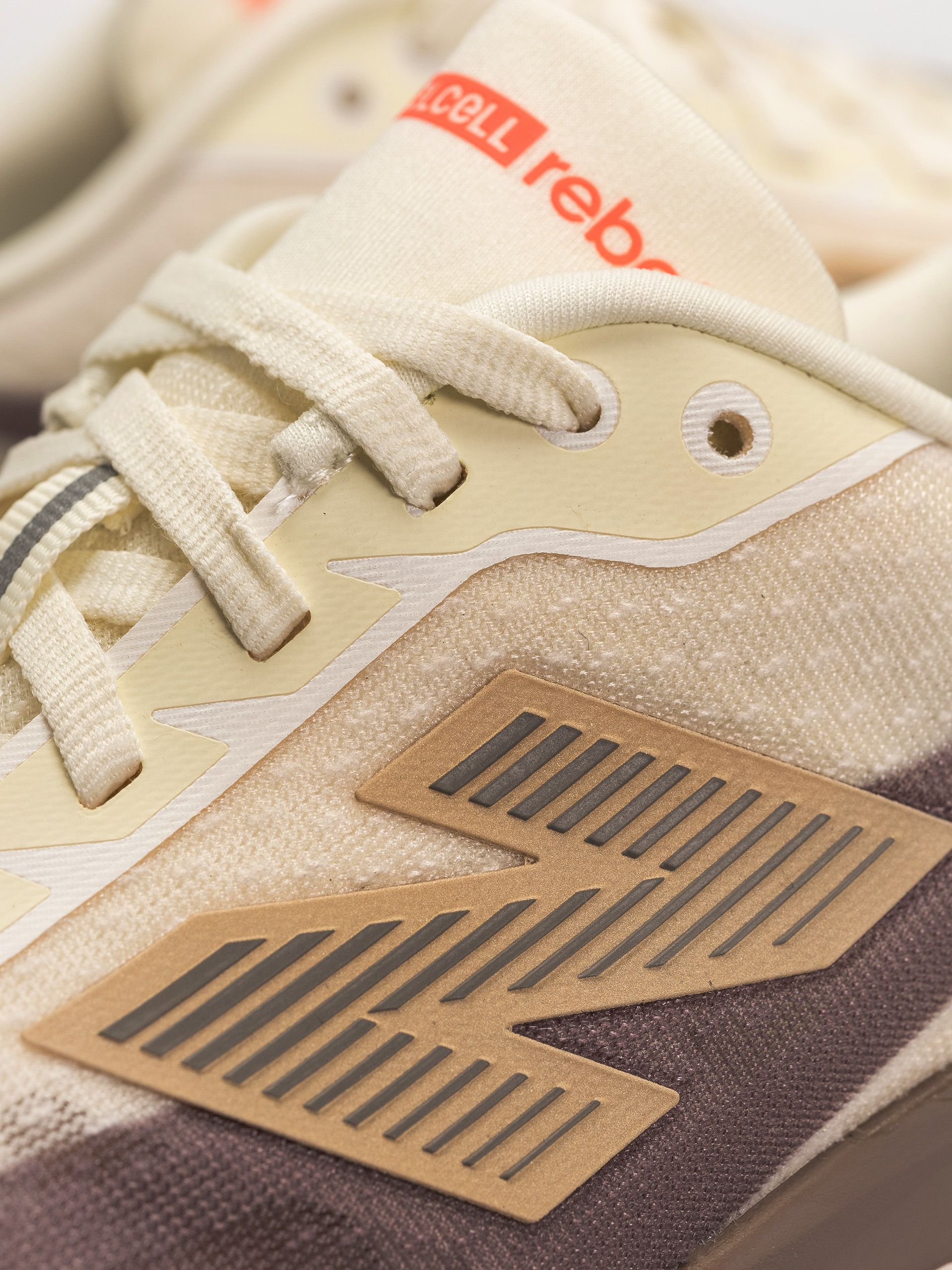 Topánky New Balance Fuelcell Rebel V5 (angora)