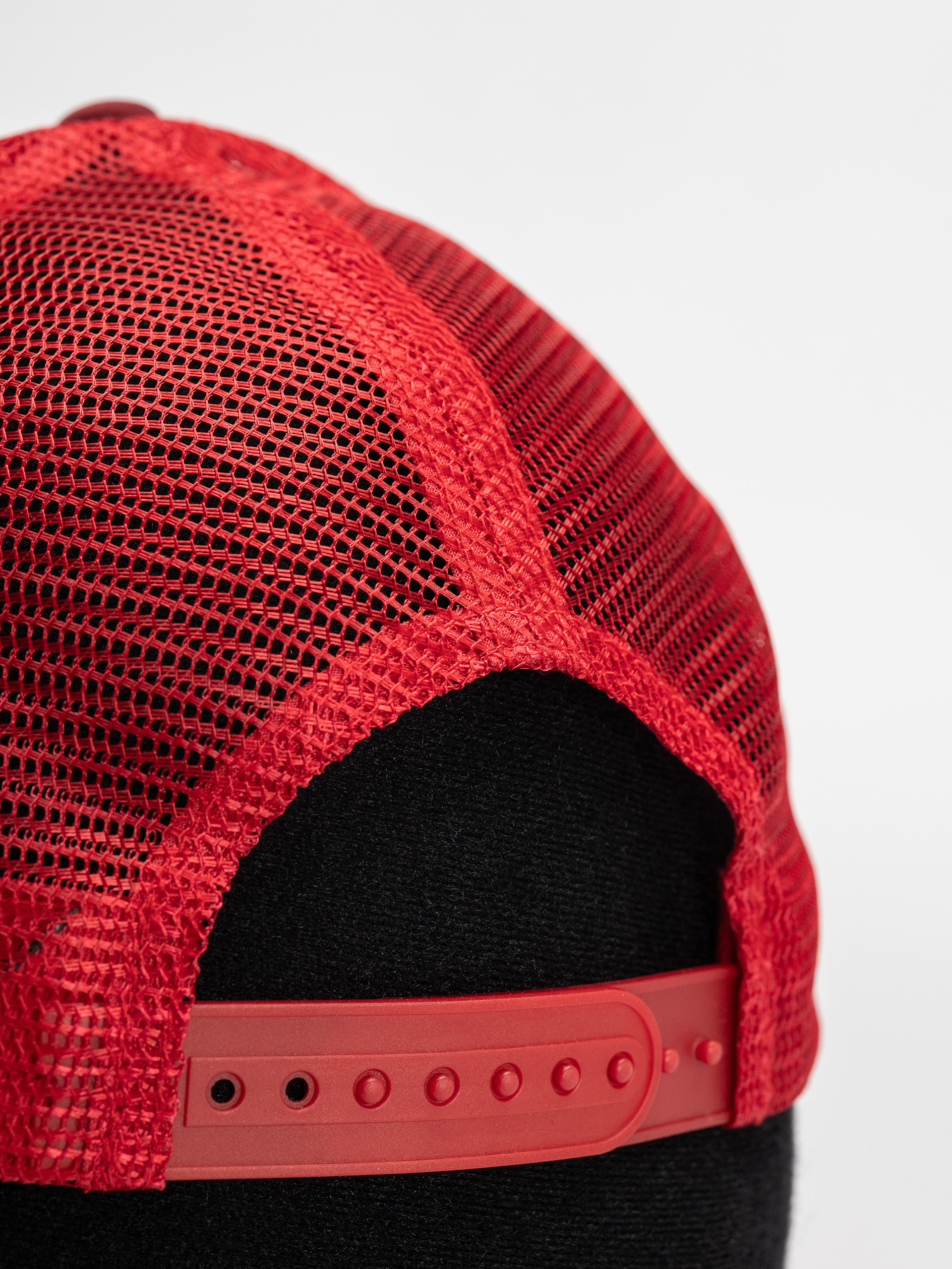 Šiltovka Carhartt WIP Heart Patch Trucker (scarlet)