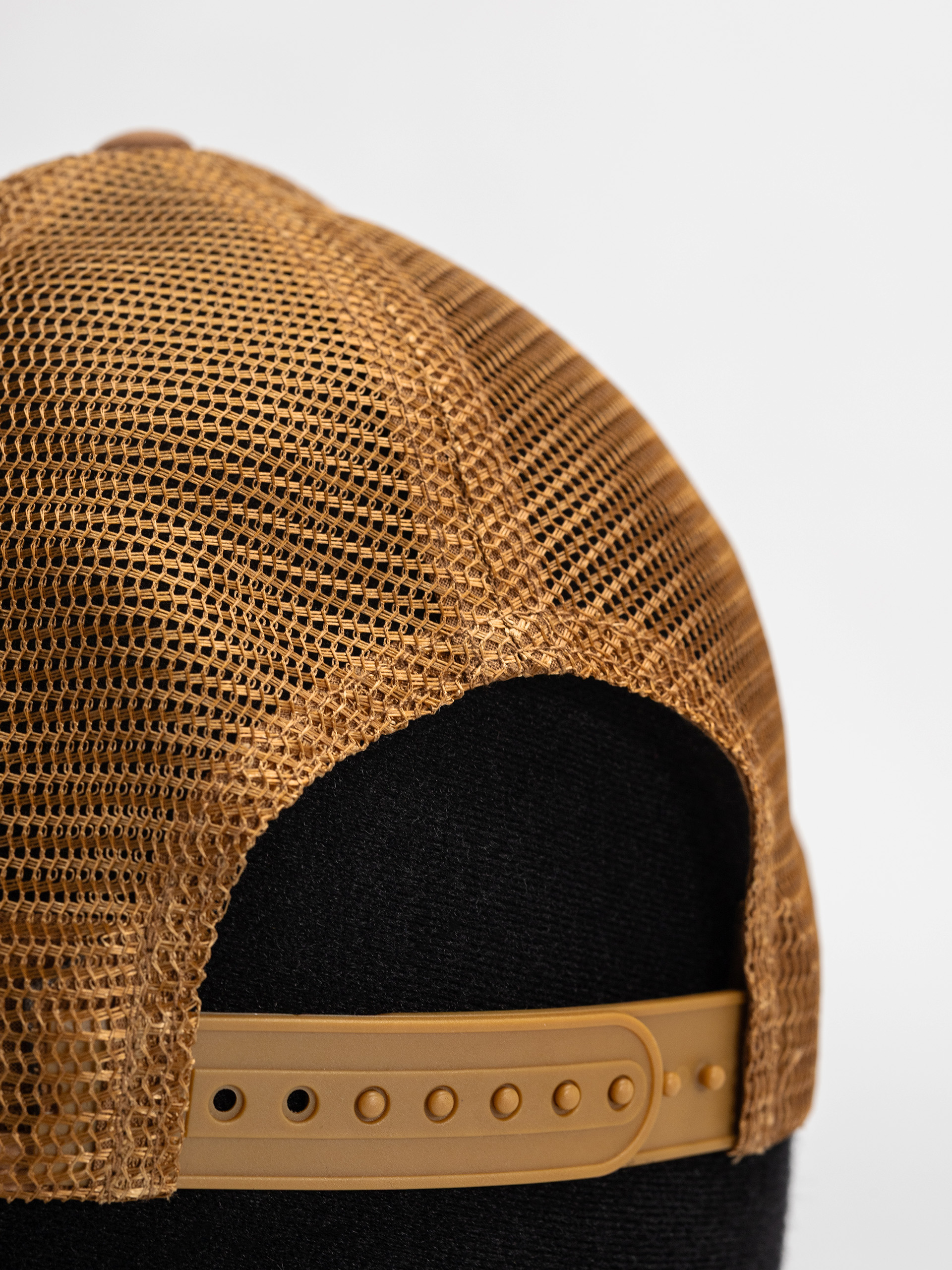 Šiltovka Carhartt WIP Heart Patch Trucker (hamilton brown)