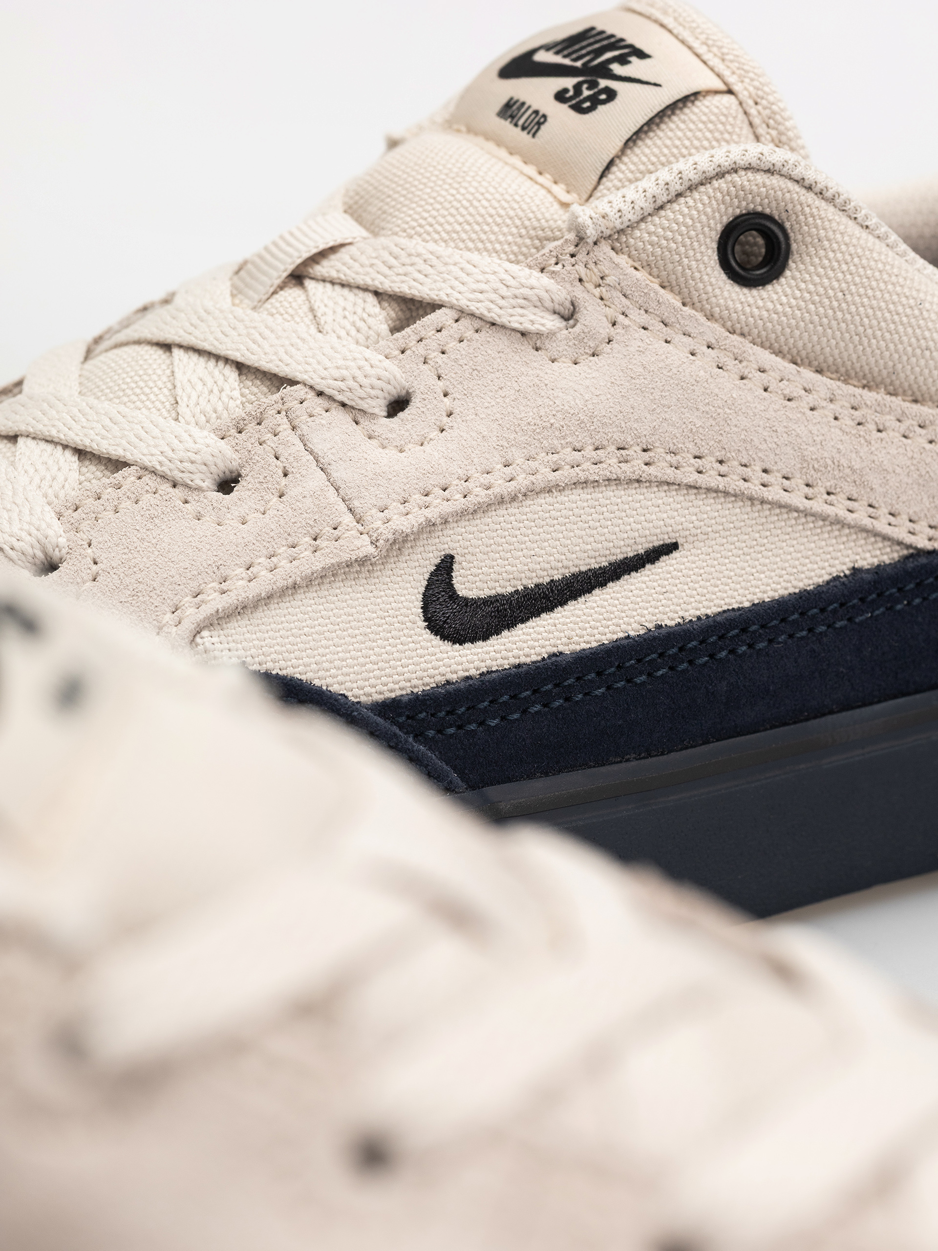 Topánky Nike SB Malor Te (lt khaki/black lt orewood brn)