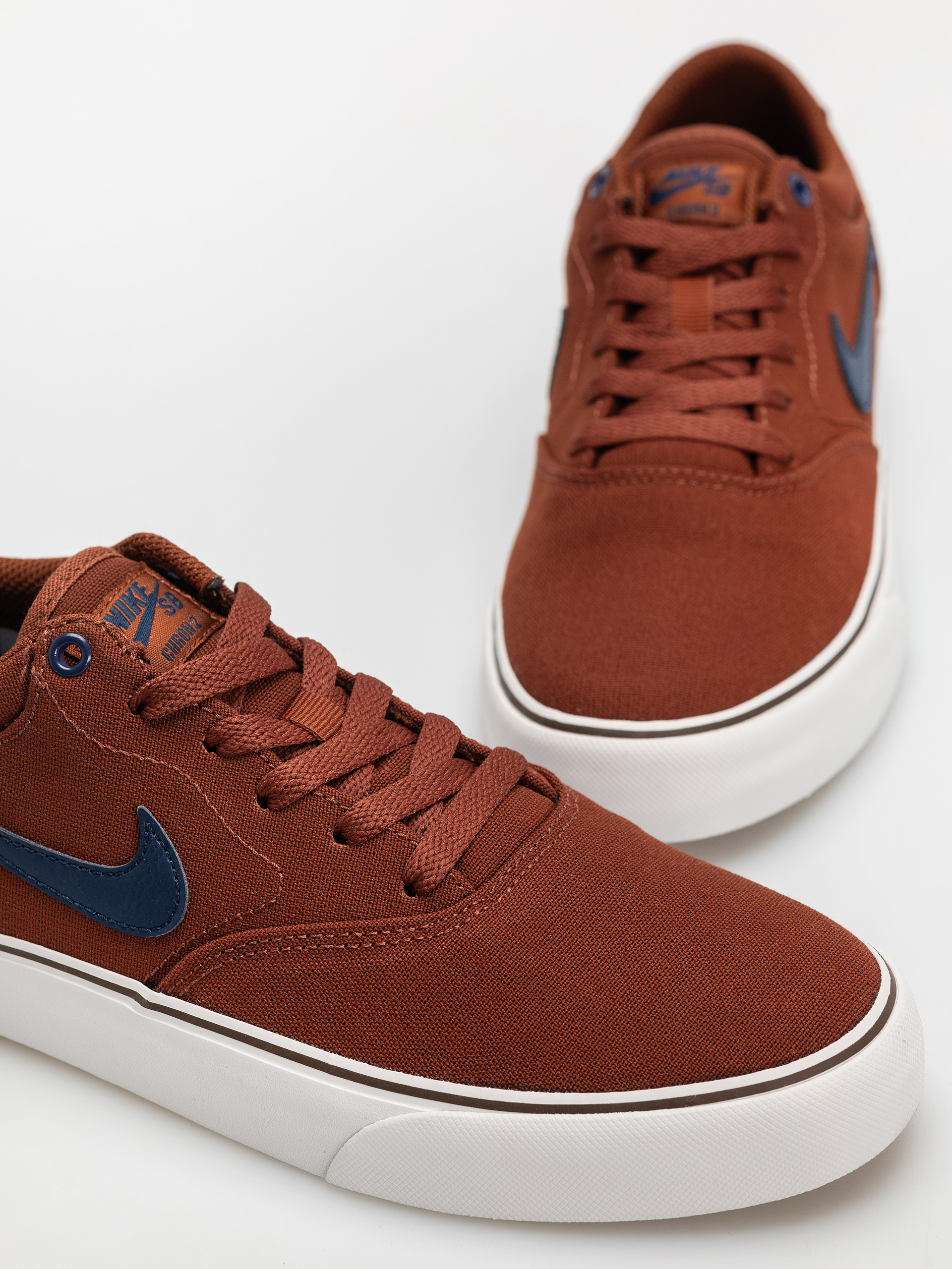 Topánky Nike SB Chron 2 Canvas (cinnamon/midnight navy vast grey)