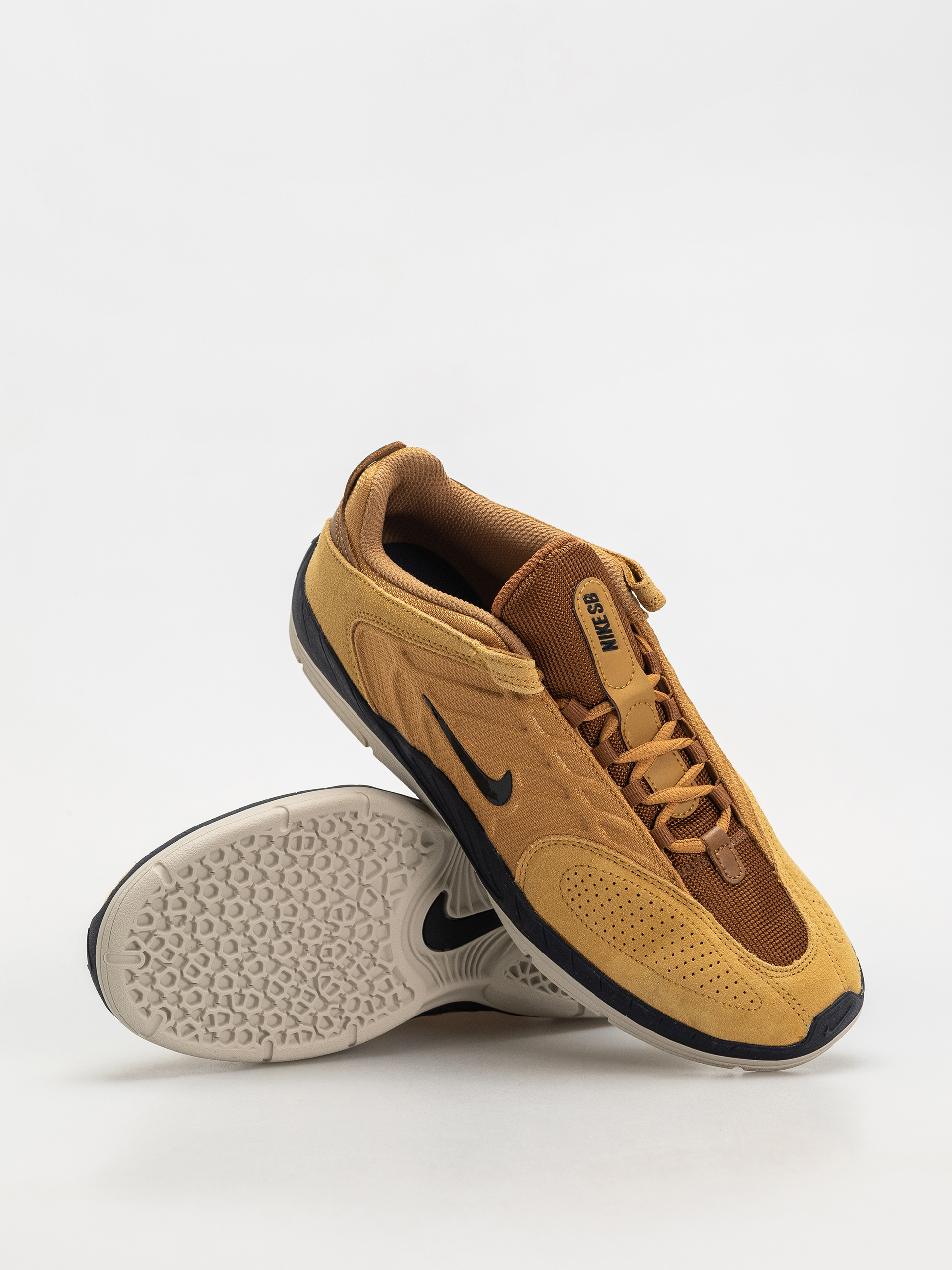 Topánky Nike SB Vertebrae (wheat/black lt british tan obsidian)