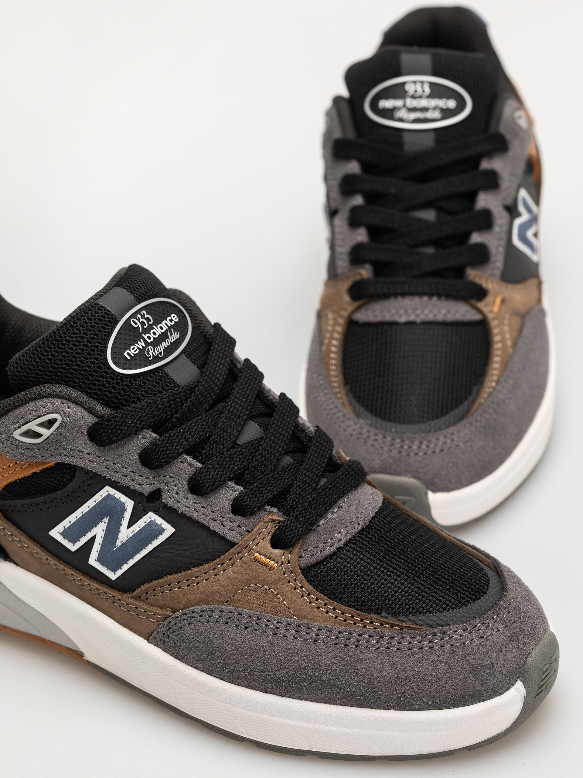 Topánky New Balance 933 (grey brown chestnut)