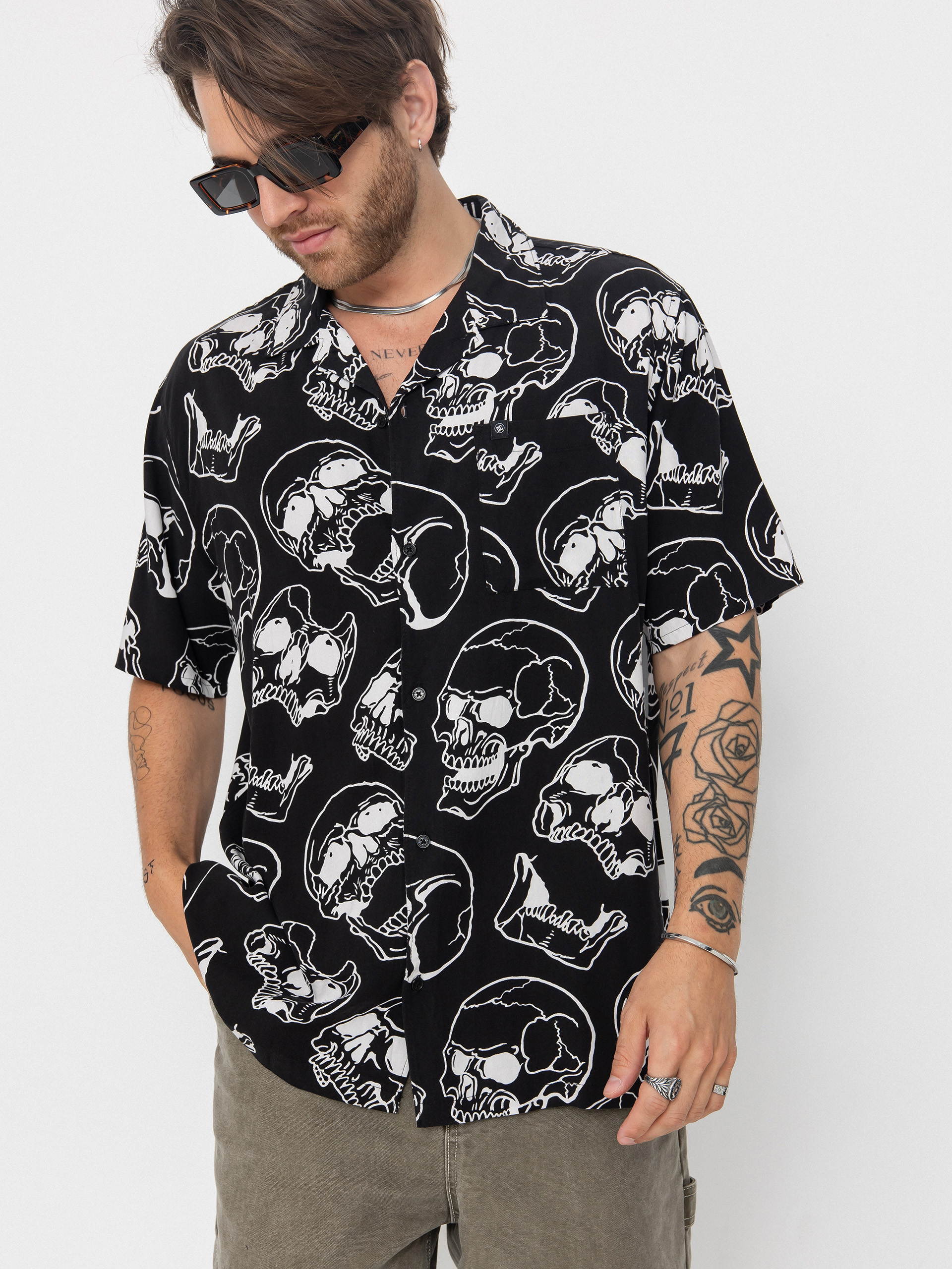 Košeľa DC Fracture Ss Button Up (black skully print)