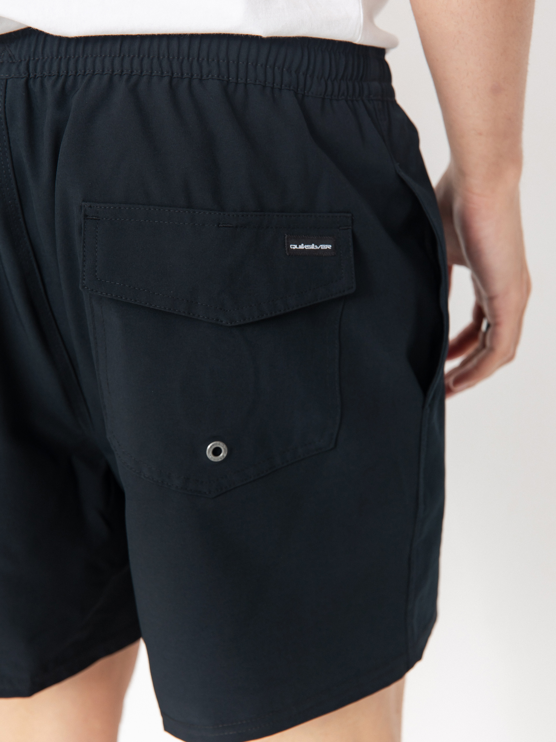 Kraťasy Quiksilver Surfsilk Solid Volley 16 (black)