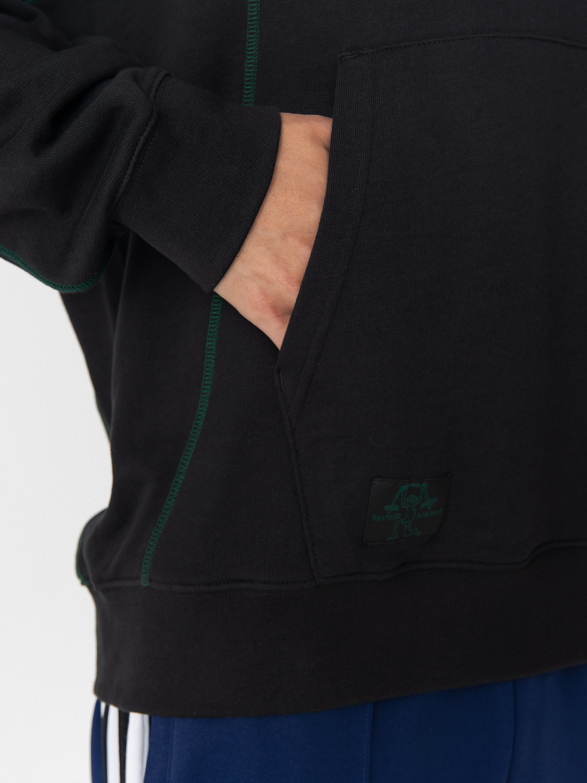 Mikina s kapucňou adidas Shmoo Fw HD (black/drkgrn)