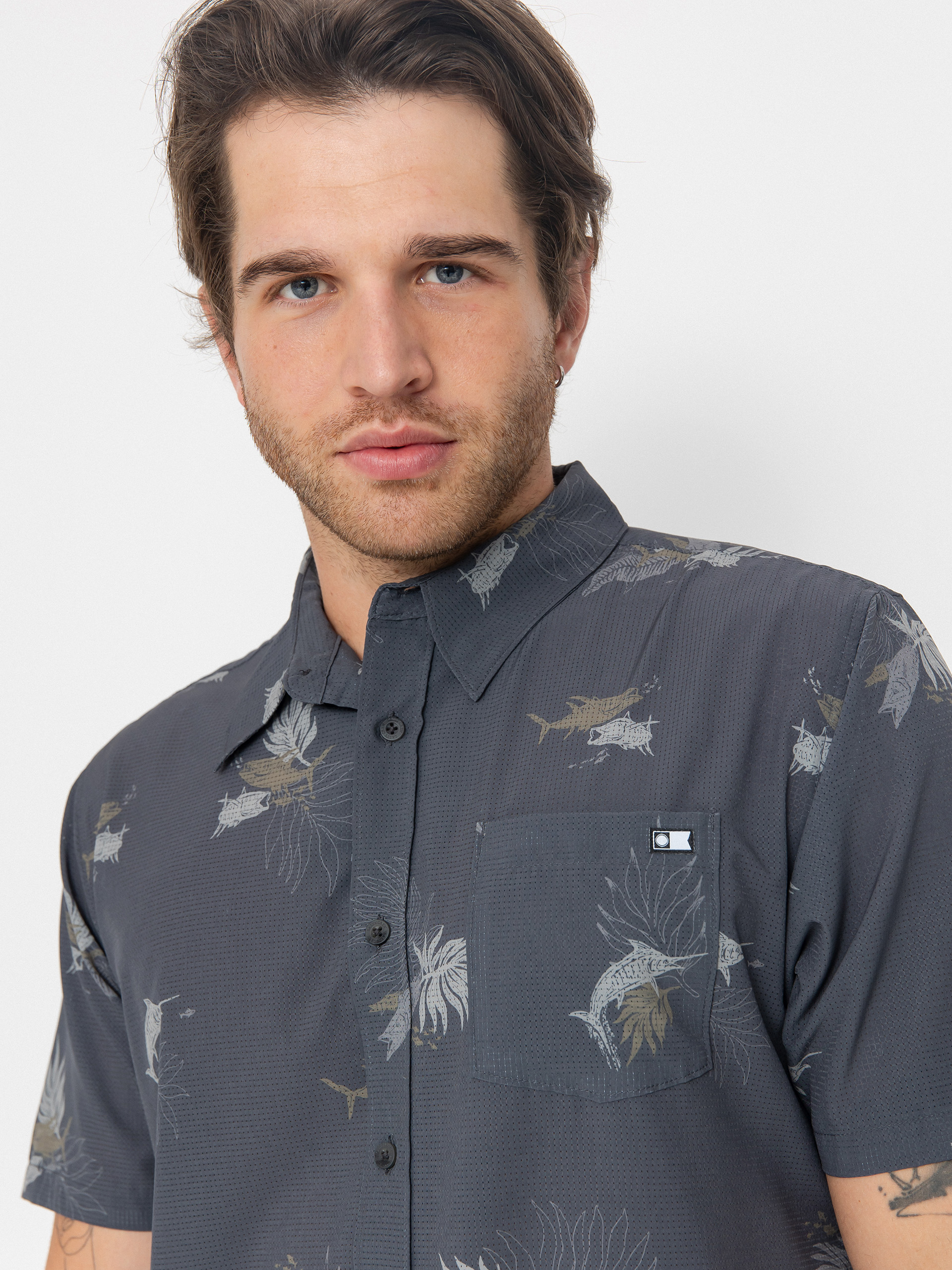 Košeľa Salty Crew Breezer Perf Tech (charcoal)