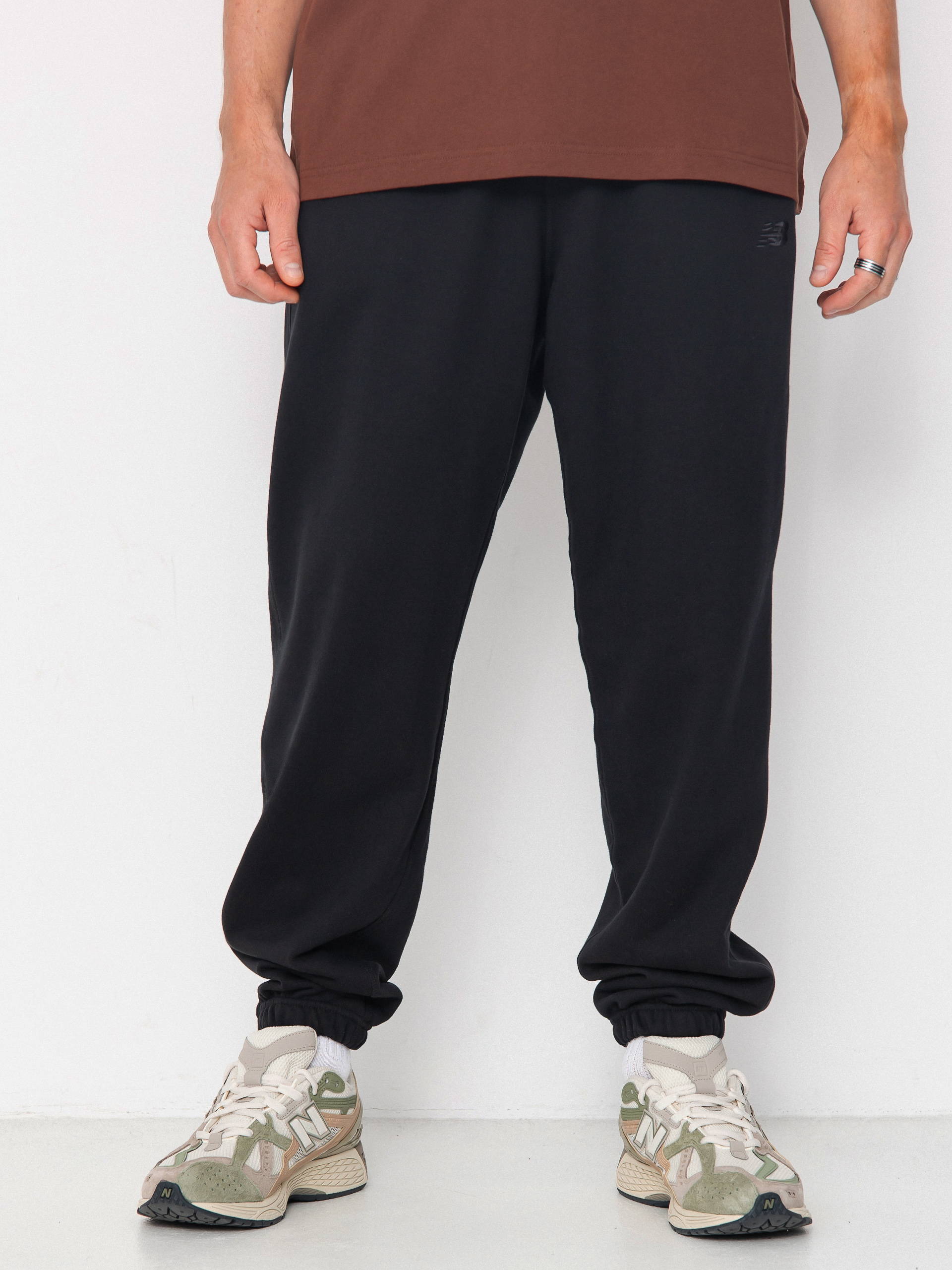 Nohavice New Balance Athletics Jogger (black)