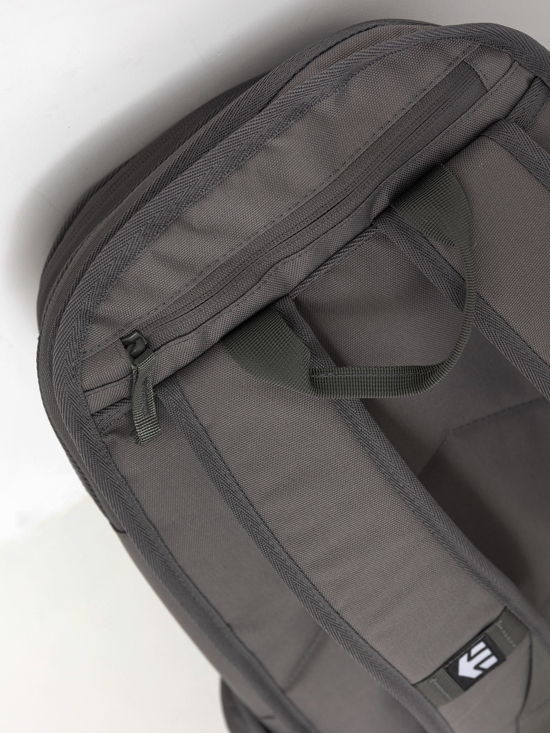 Batoh Etnies Marana (charcoal)