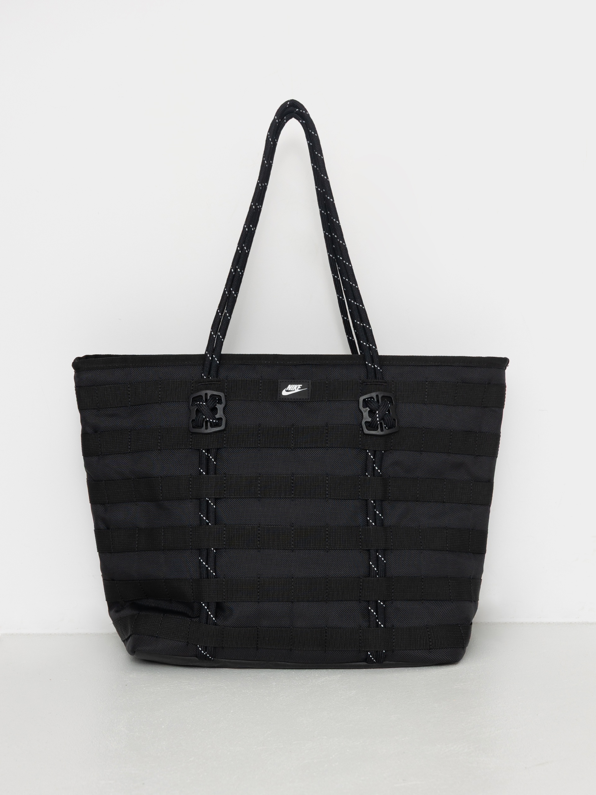 Taška Nike SB Sportswear (black/black/white)