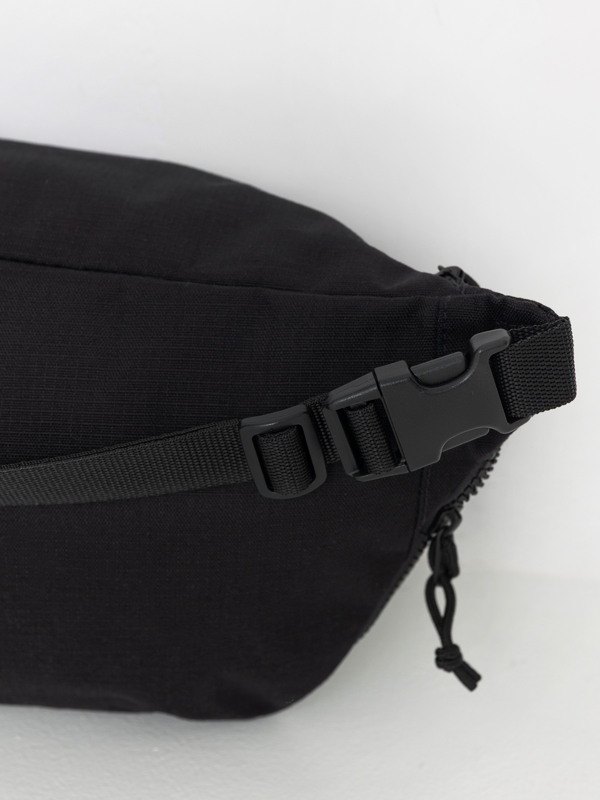 Ľadvinka Vans Detached Sling Bag (black)