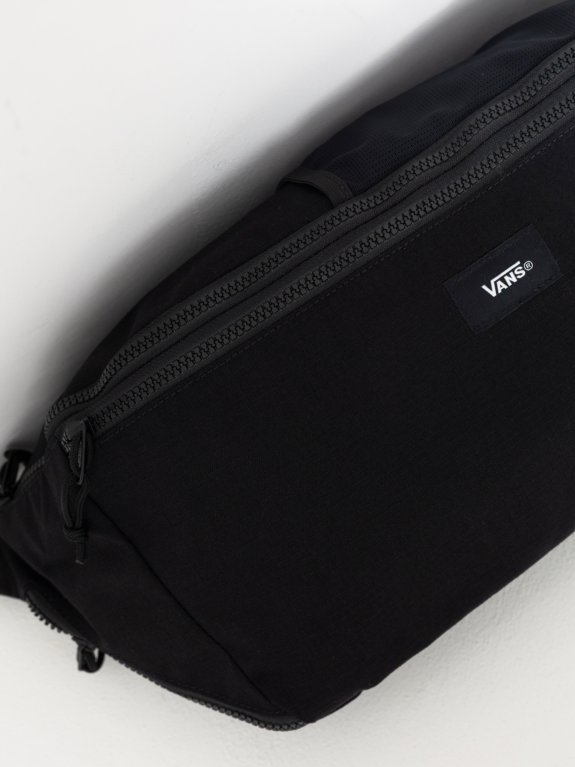 Ľadvinka Vans Detached Sling Bag (black)