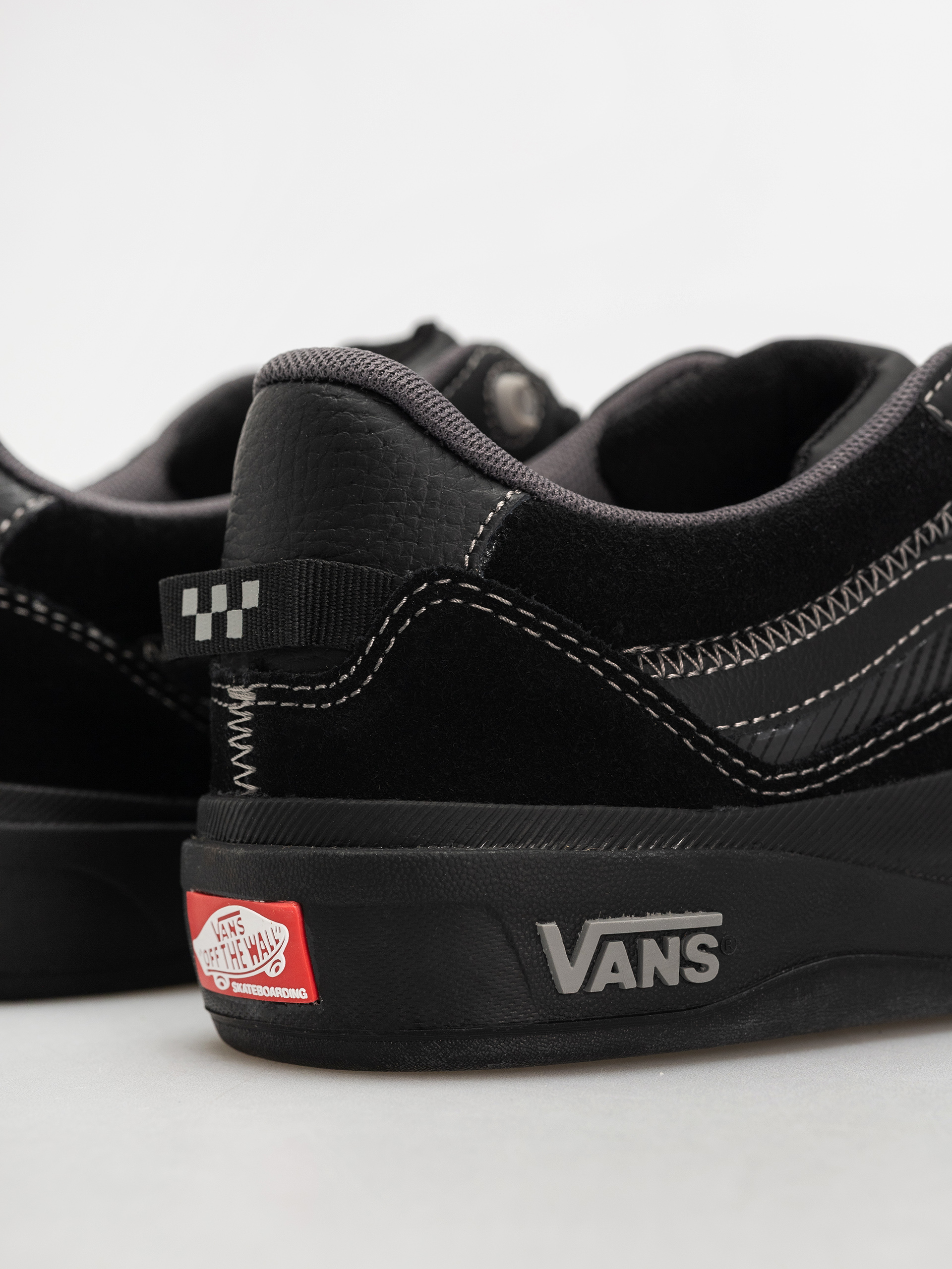 Topánky Vans Skate 2 Wayvee (black/black/grey)