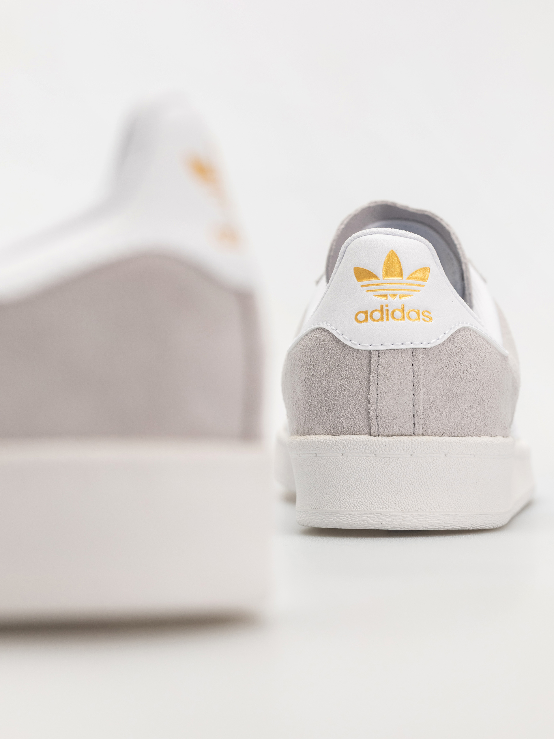 Topánky adidas Campus Adv (gretwo/ftwwht/goldmt)