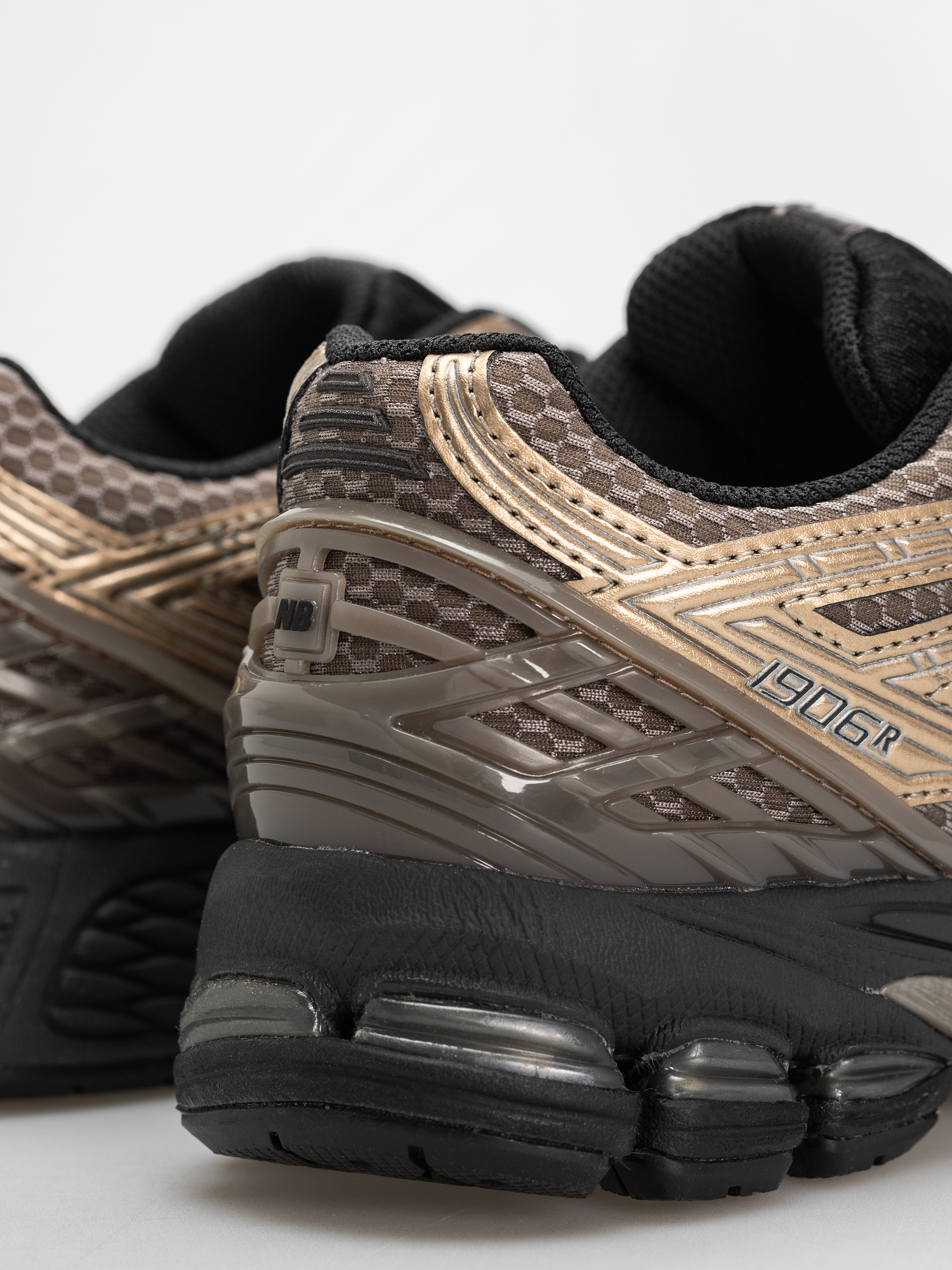 Topánky New Balance 1906 (mushroom)