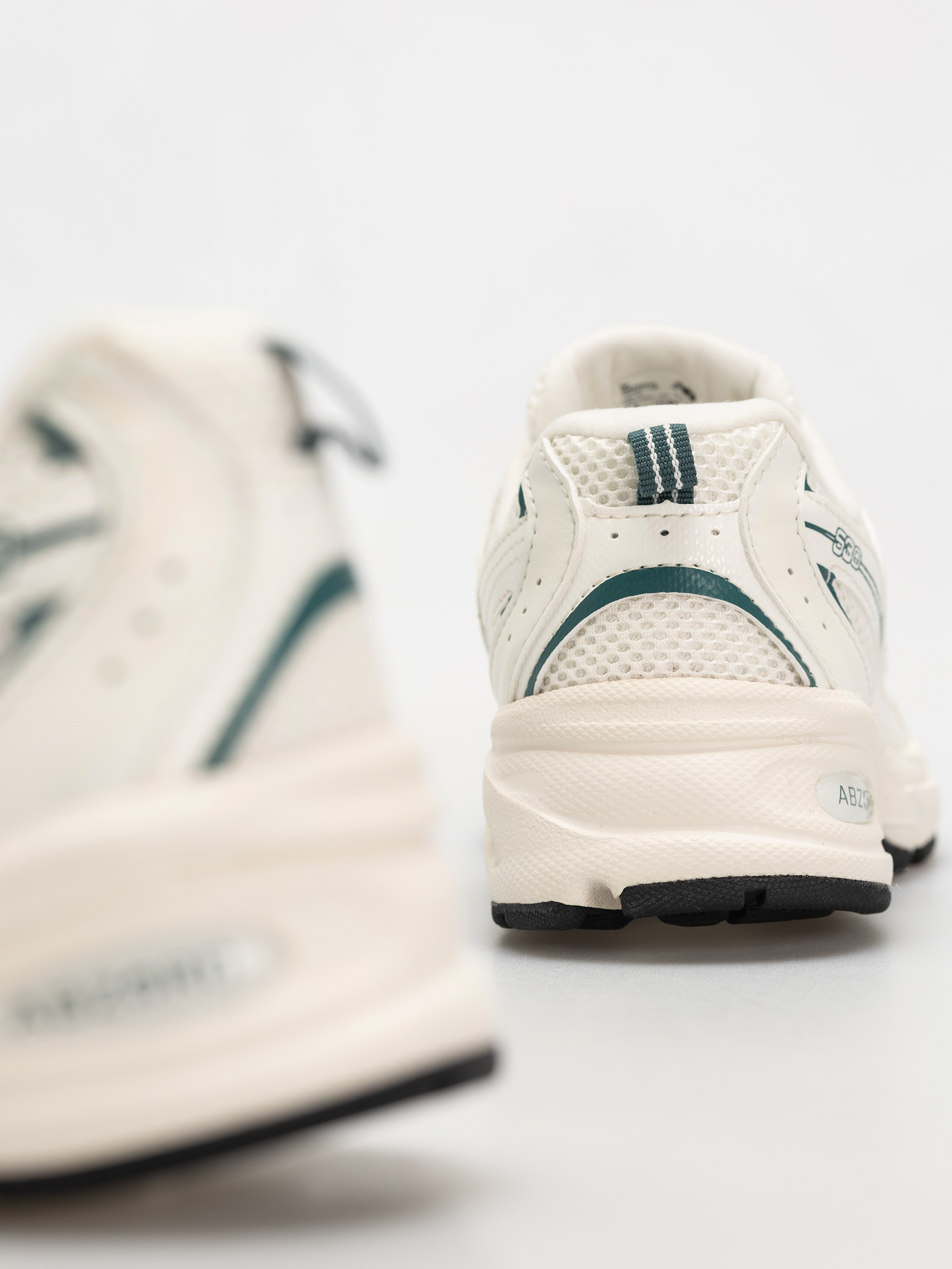Topánky New Balance 530 JR (sea salt)