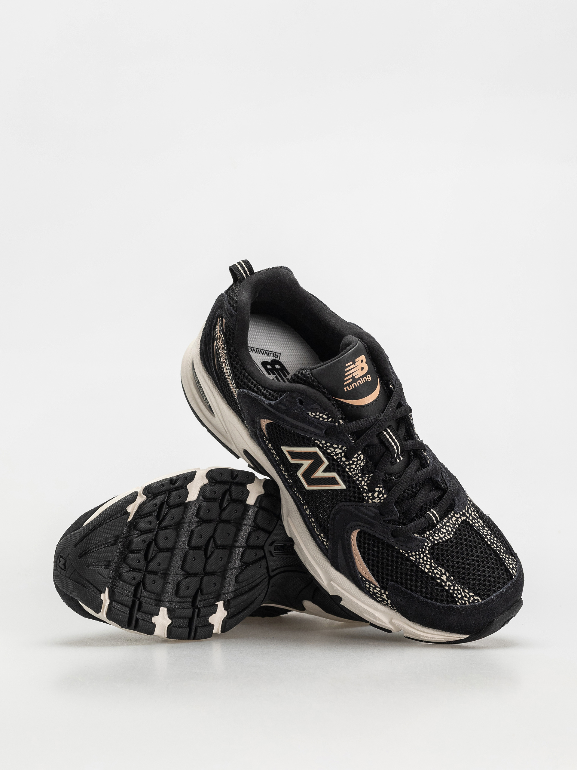Topánky New Balance 530 (black)