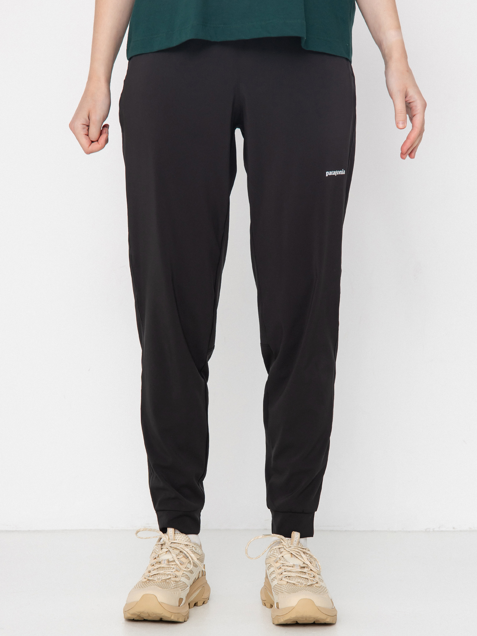 Nohavice Patagonia Terrebonne Joggers Wmn (black)