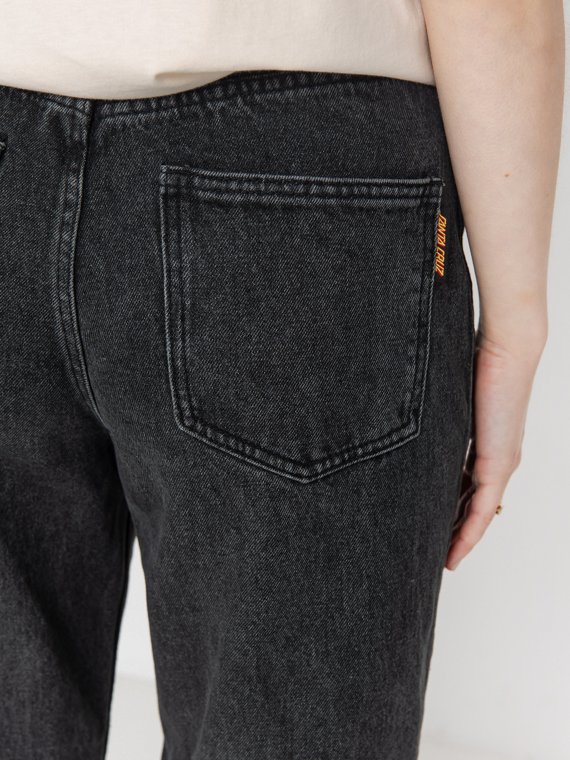 Nohavice Santa Cruz Classic Baggy Jeans Wmn (black wash)