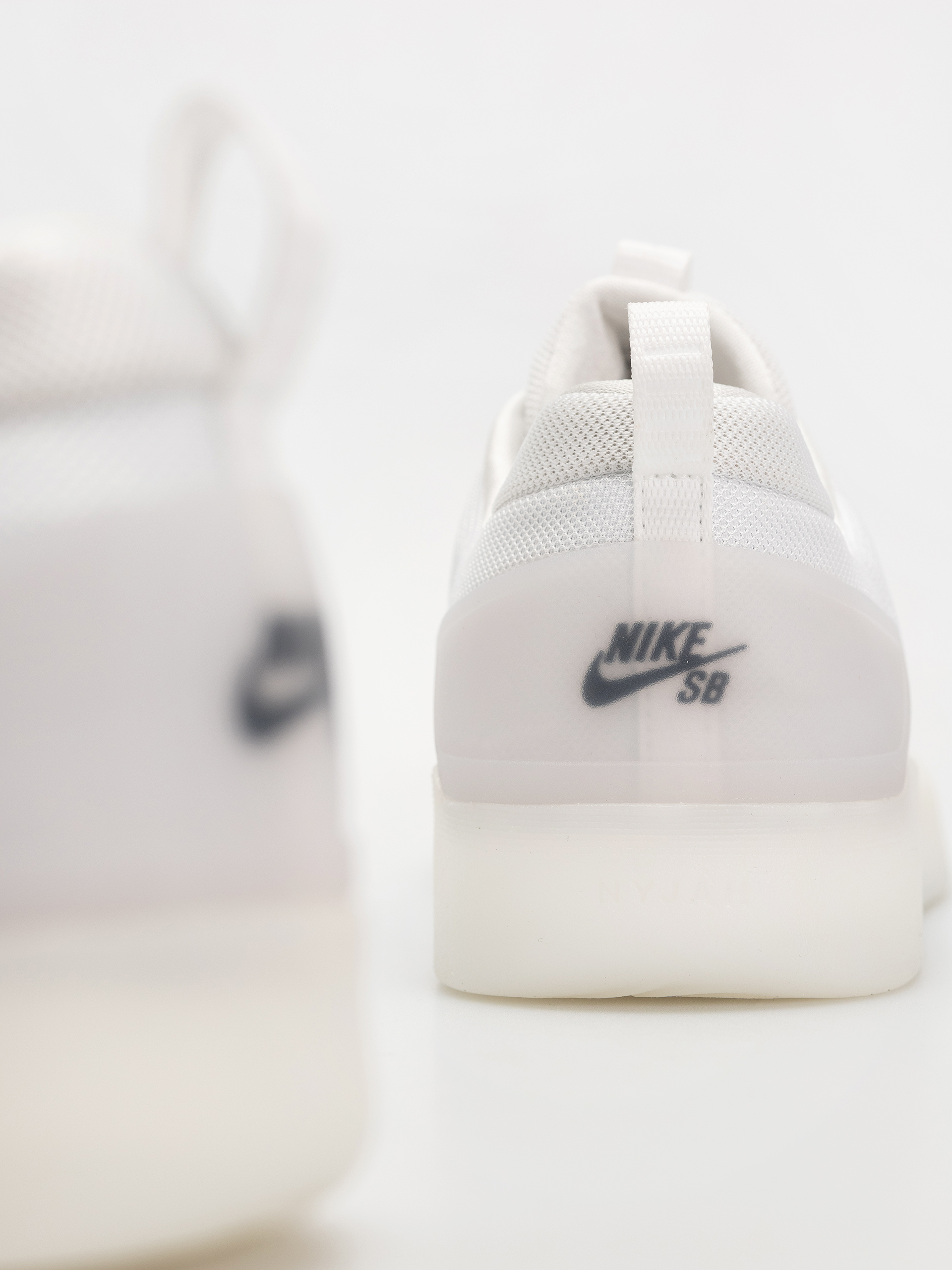 Topánky Nike SB Zoom Nyjah 4 (white/black white black)