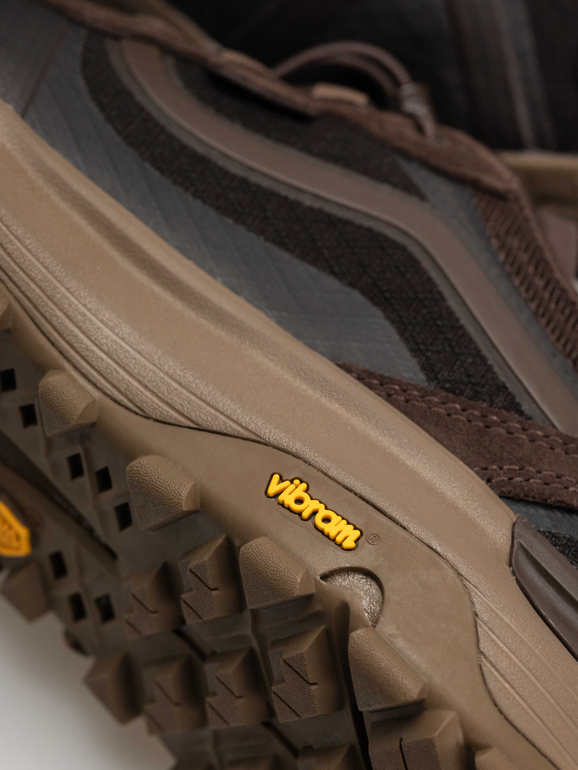 Topánky Vans Mte Crosspath Xc (dark brown)