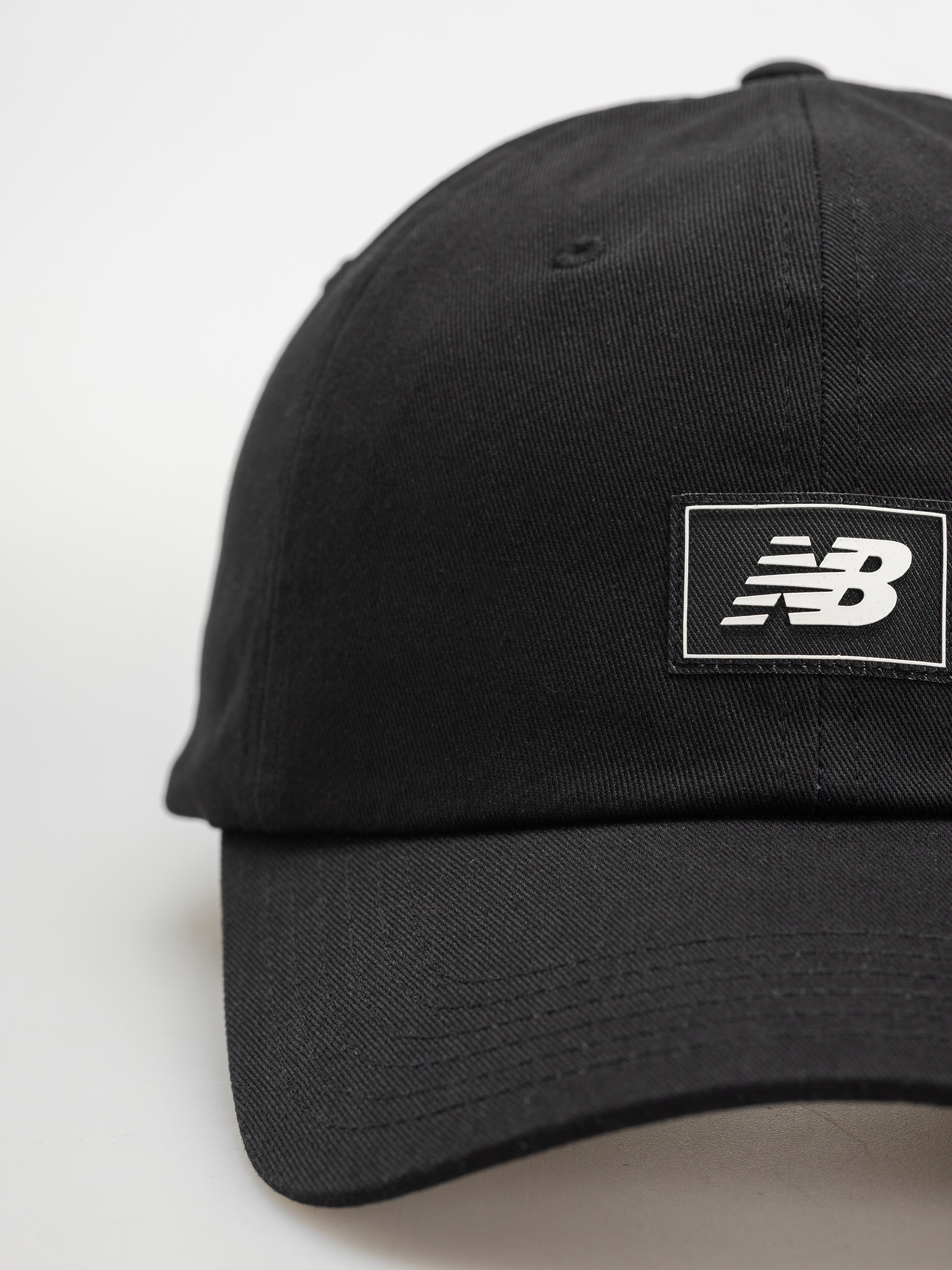 Šiltovka New Balance 6 Panel Flying (black)