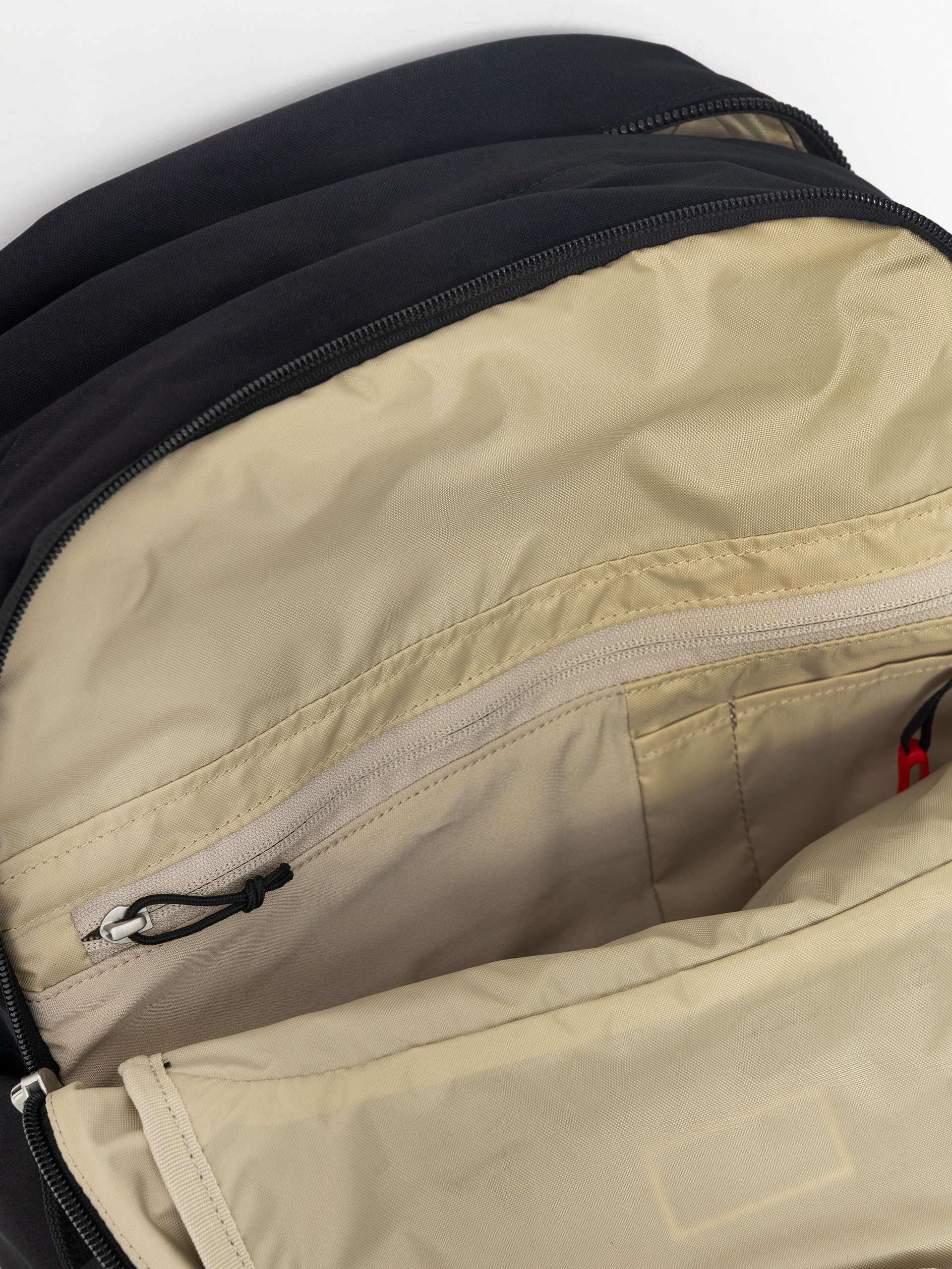 Batoh Osprey Arcane XL Day (black)