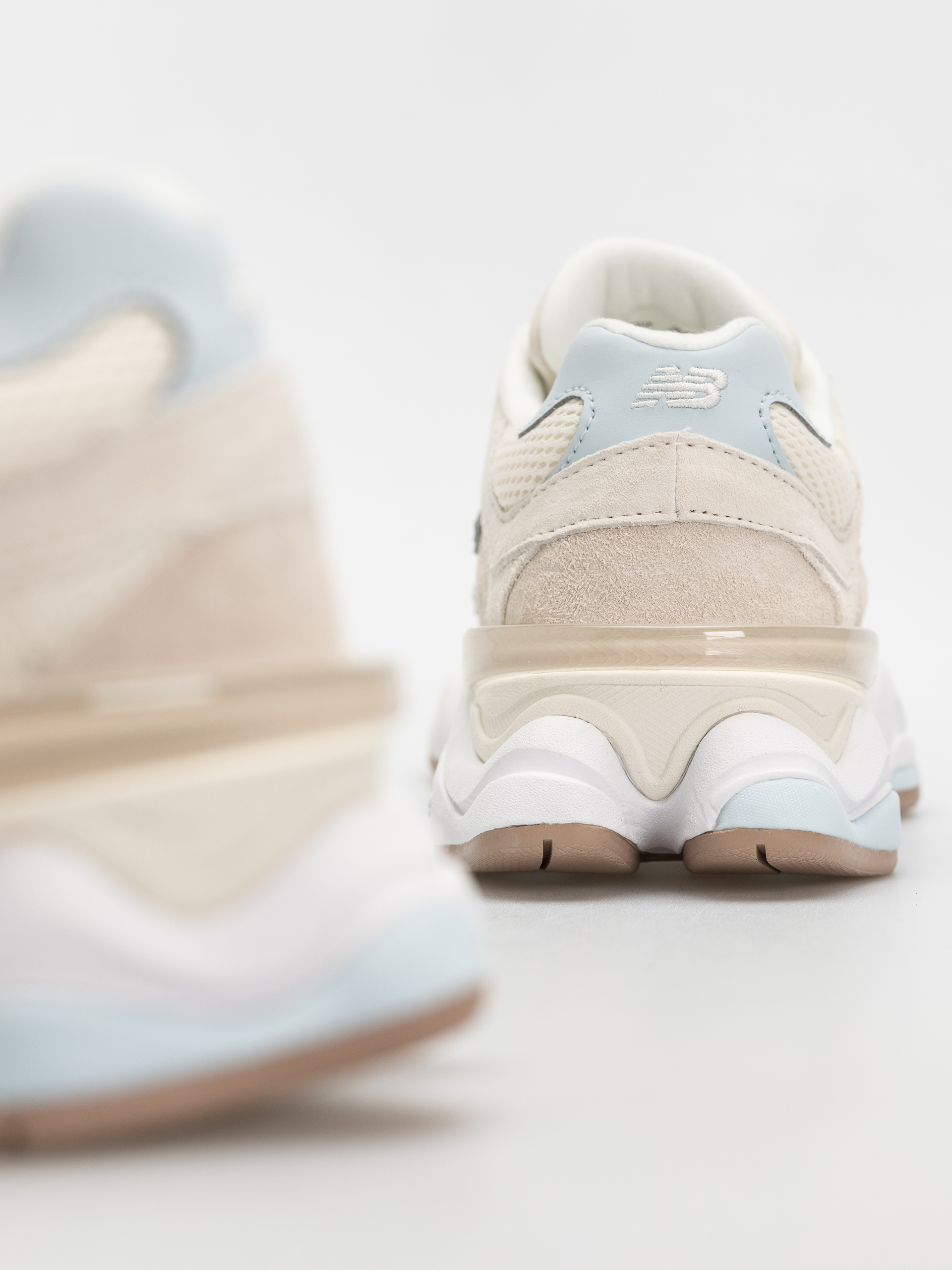 Topánky New Balance 9060 (bisque)