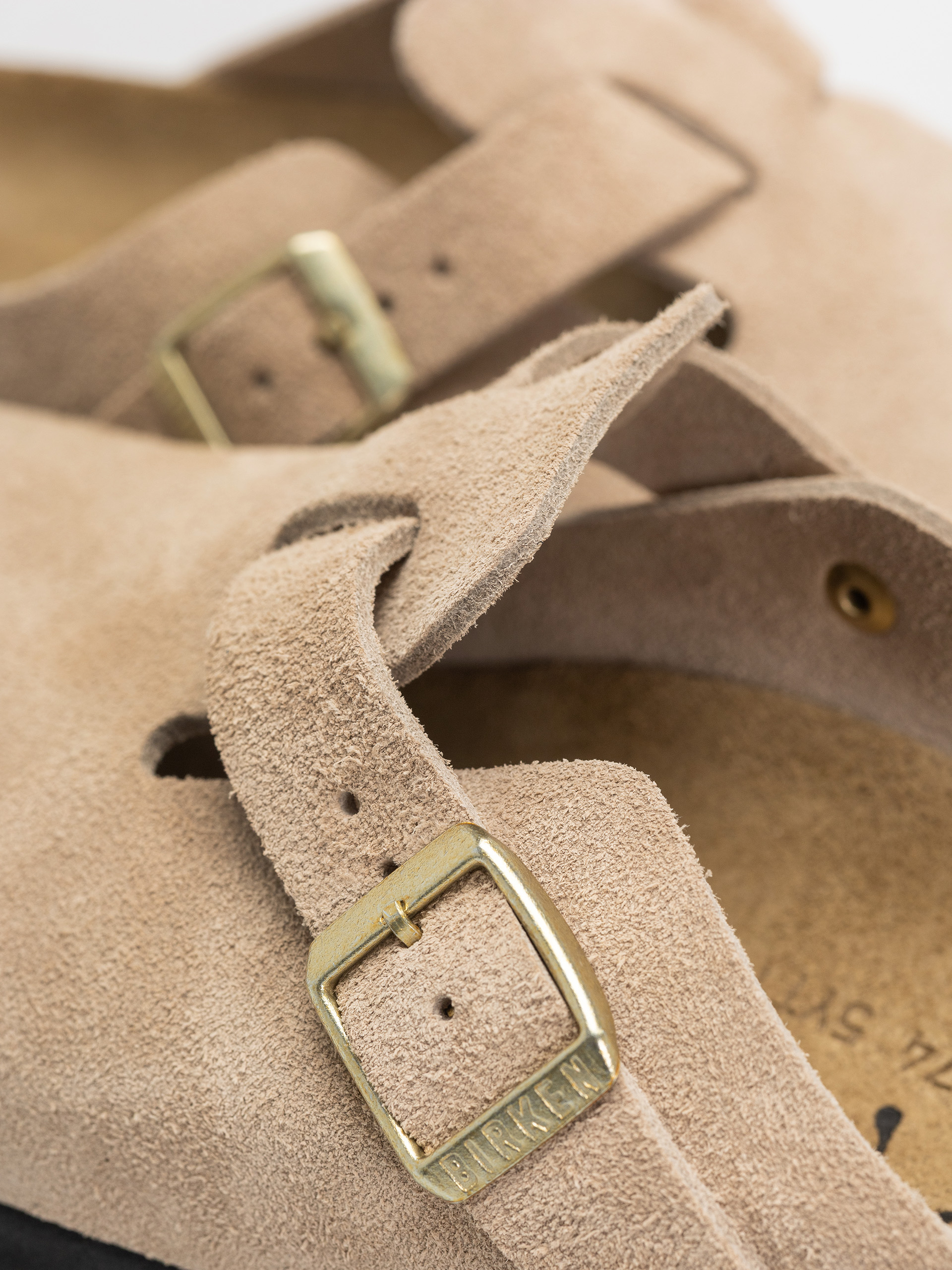 Šľapky Birkenstock Boston Suede Leather Narrow Wmn (sandcastle)