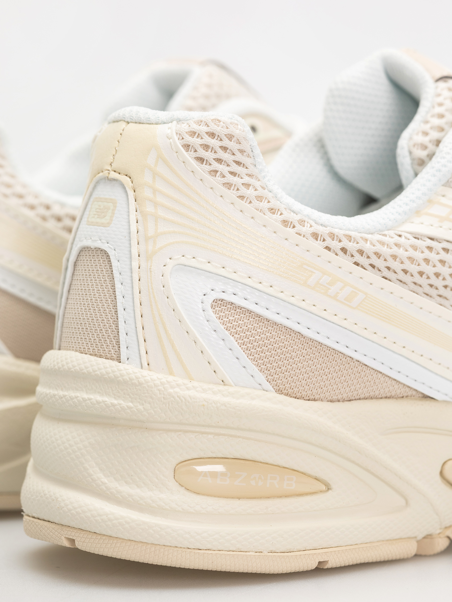 Topánky New Balance 740 (bisque)