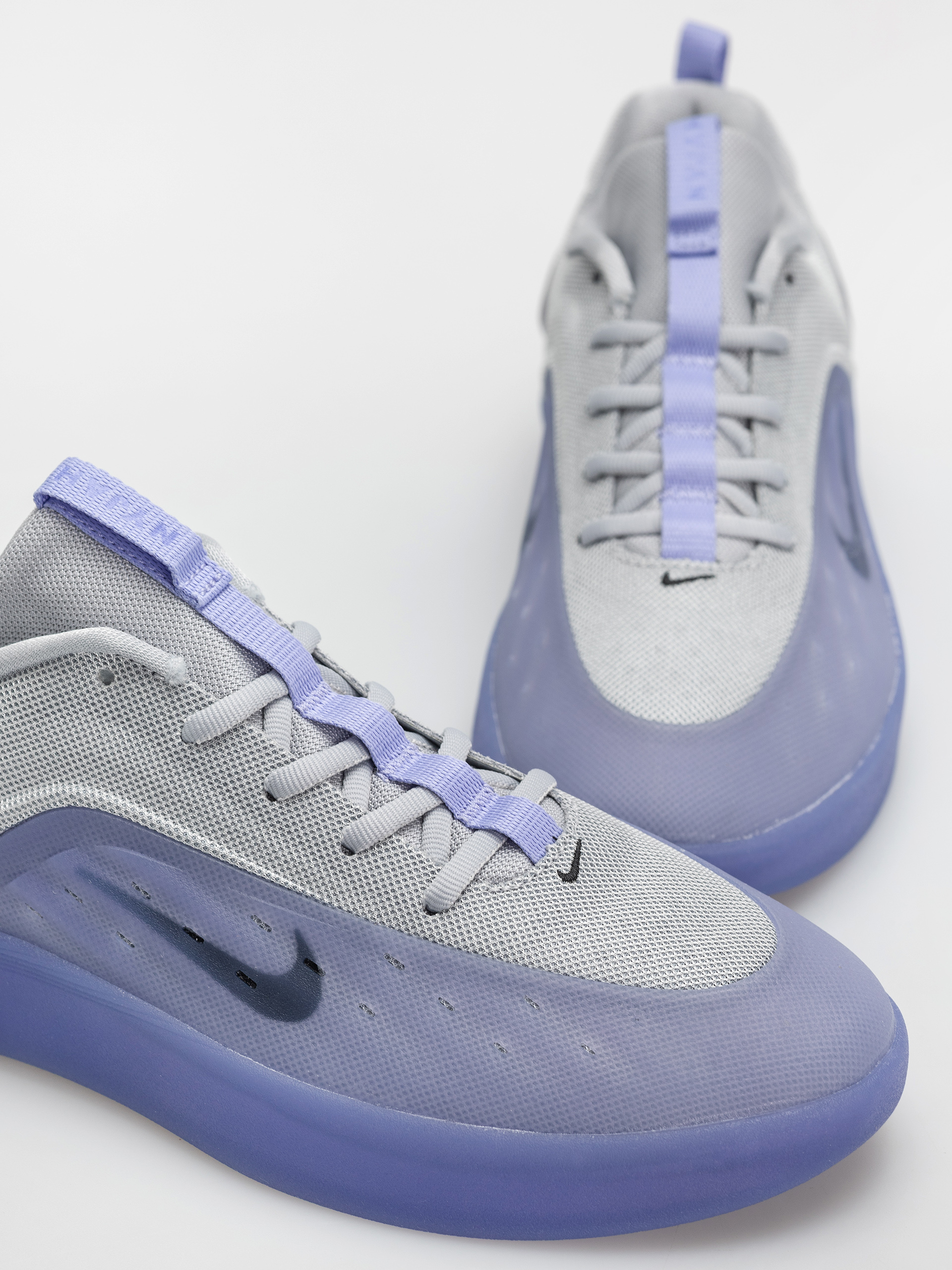 Topánky Nike SB Zoom Nyjah 4 (light thistle/black light thistle)
