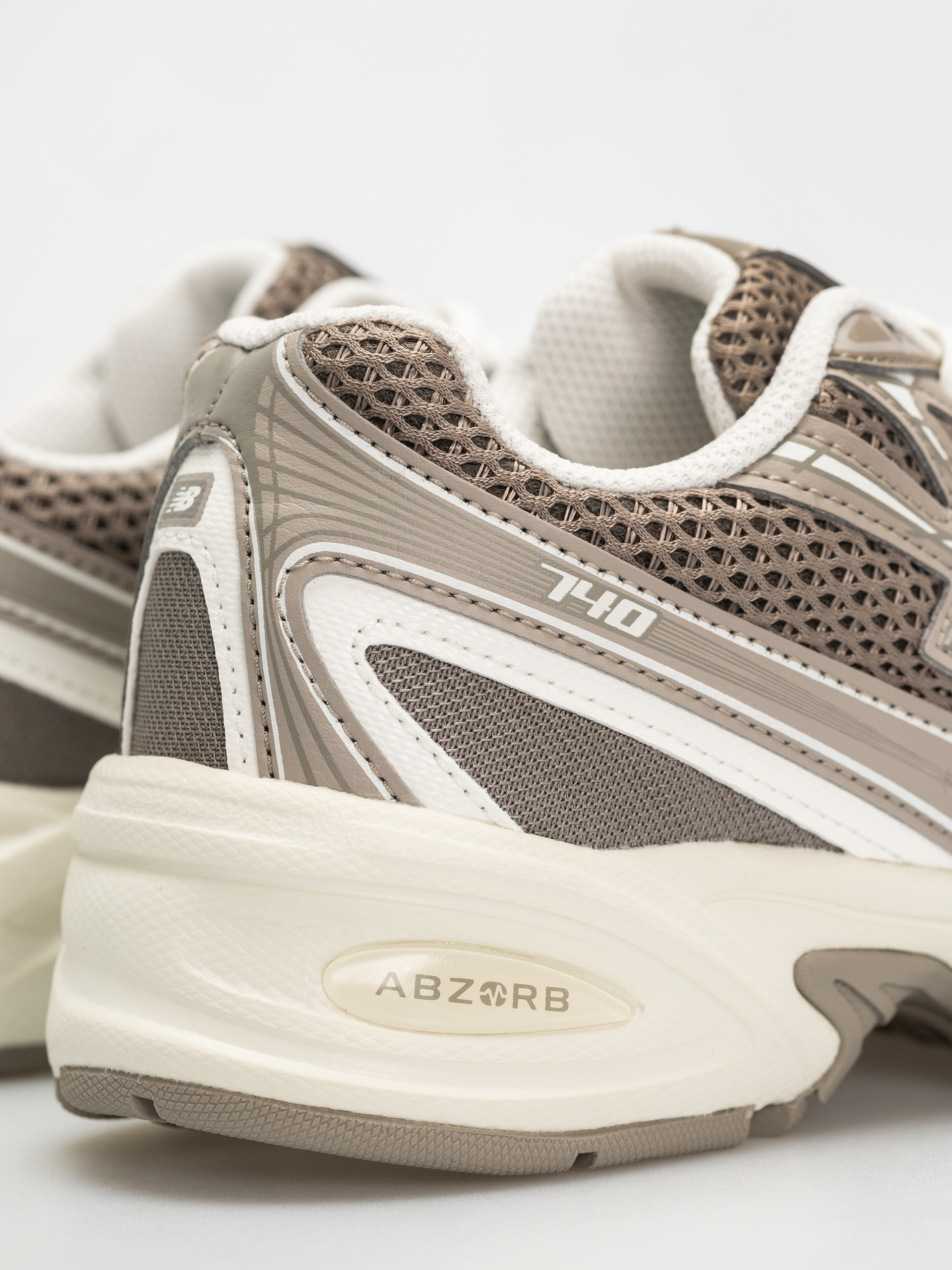 Topánky New Balance 740 JR (arid stone)