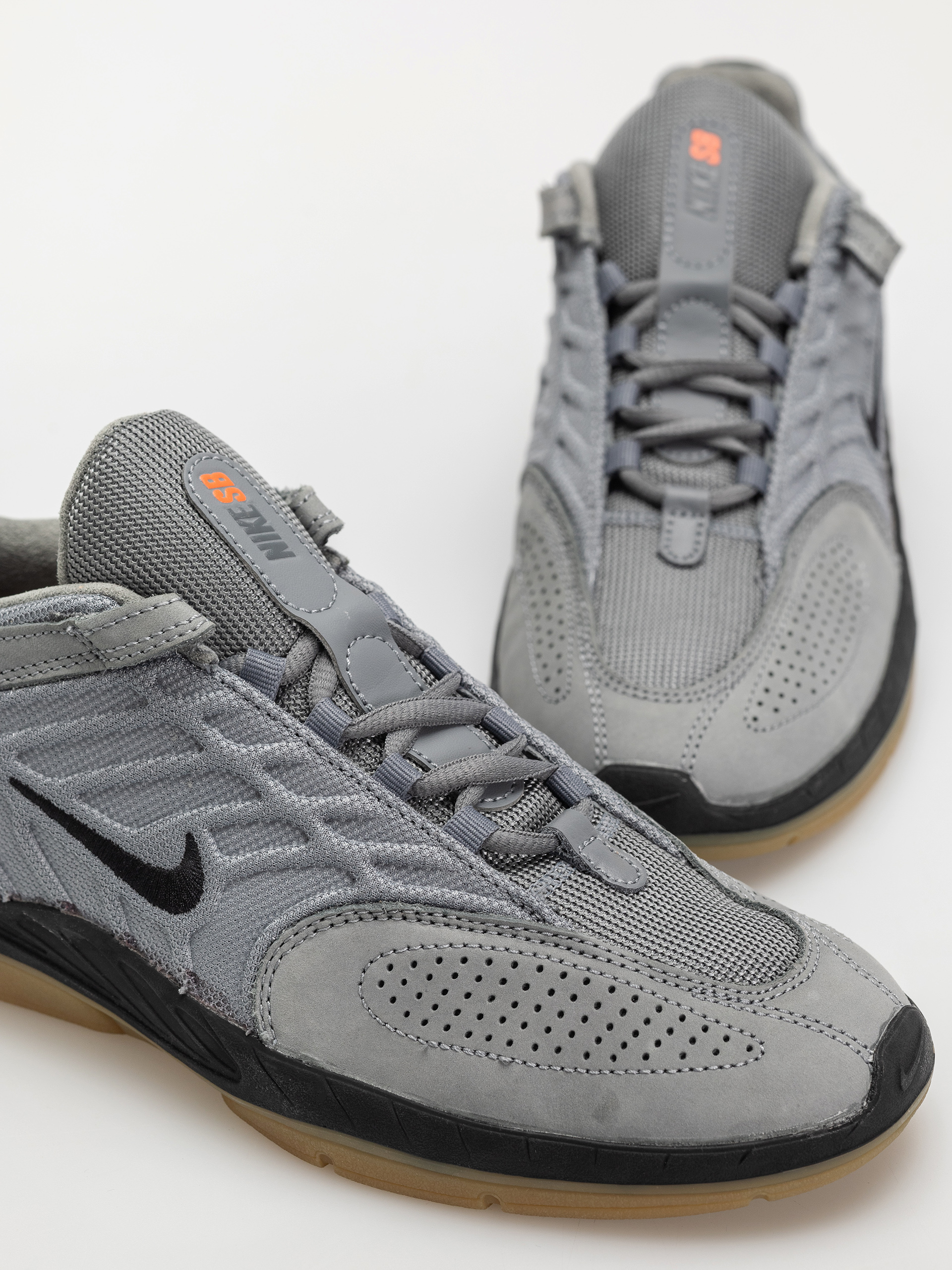 Topánky Nike SB Vertebrae (cool grey/black cool grey dark grey)