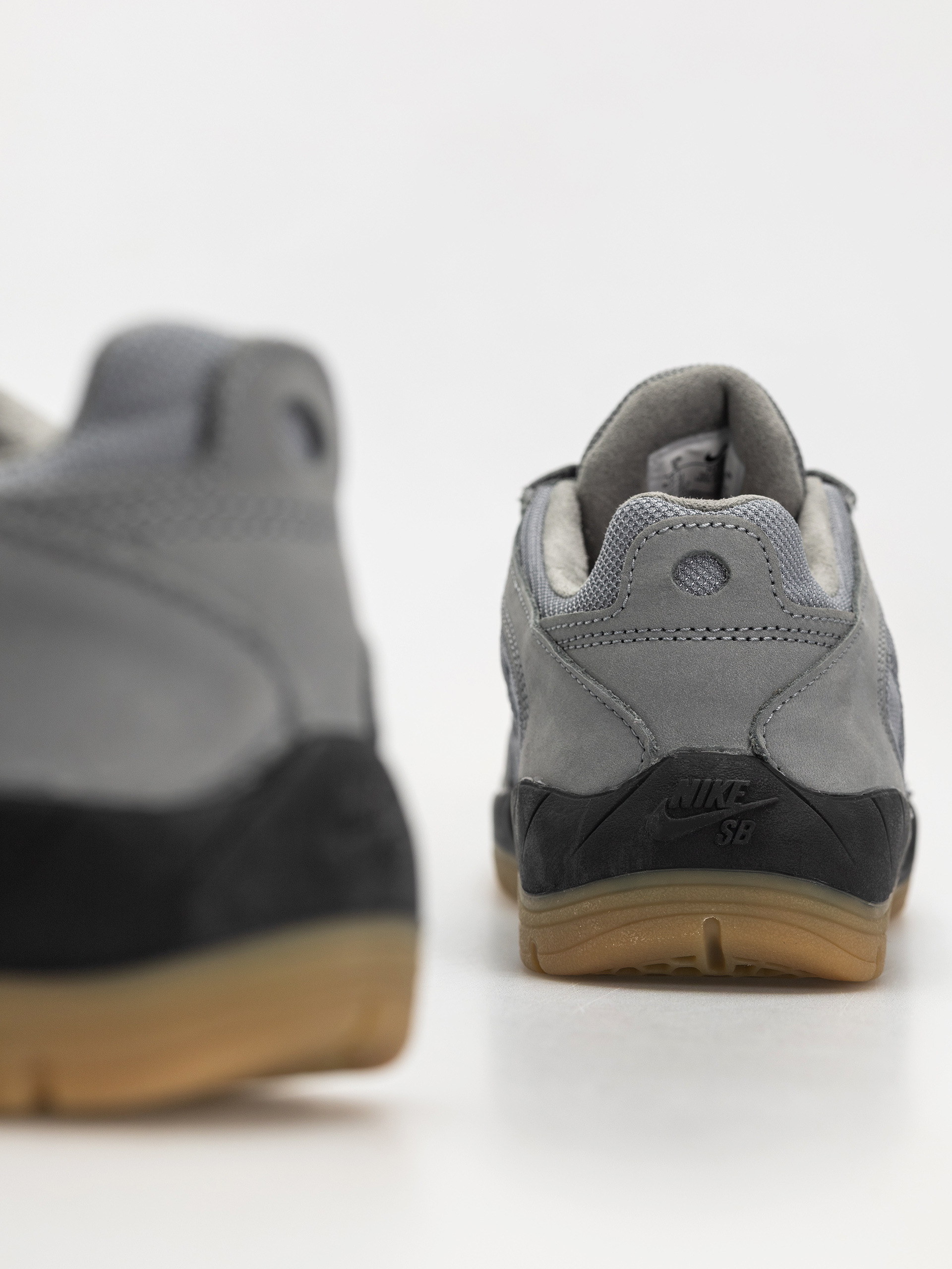 Topánky Nike SB Vertebrae (cool grey/black cool grey dark grey)