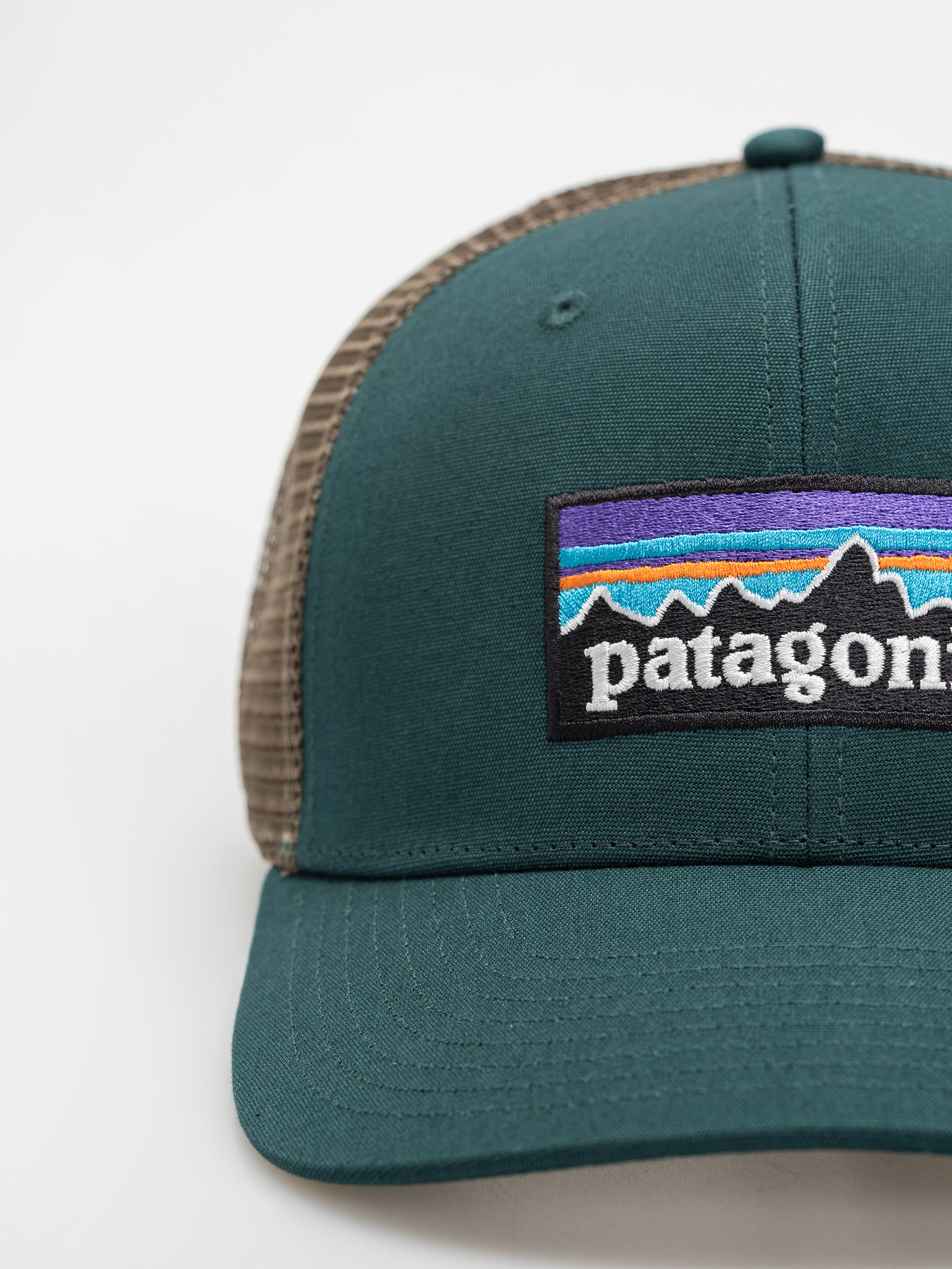 Šiltovka Patagonia P 6 Logo Trucker (cascade green)