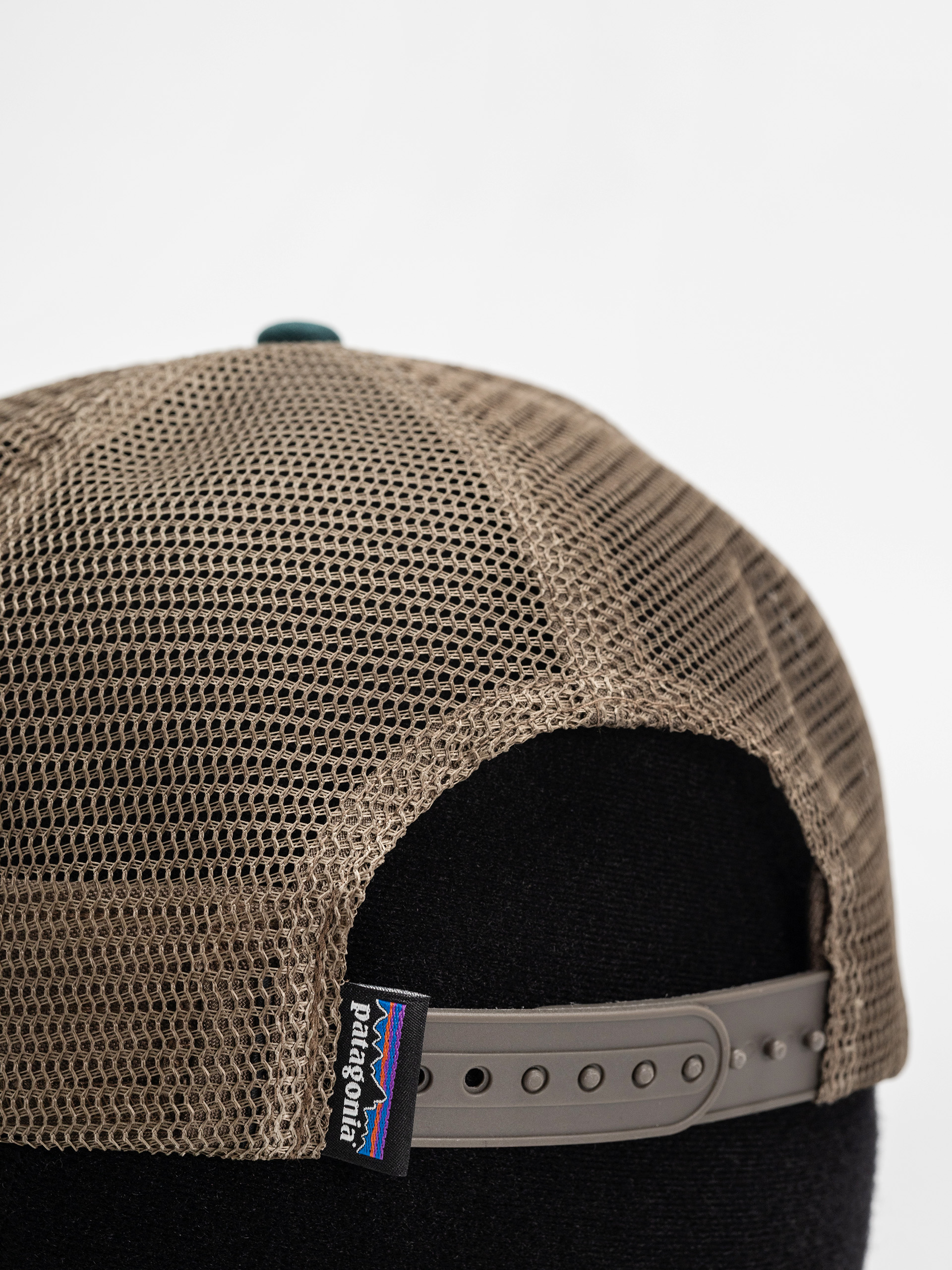 Šiltovka Patagonia P 6 Logo Trucker (cascade green)