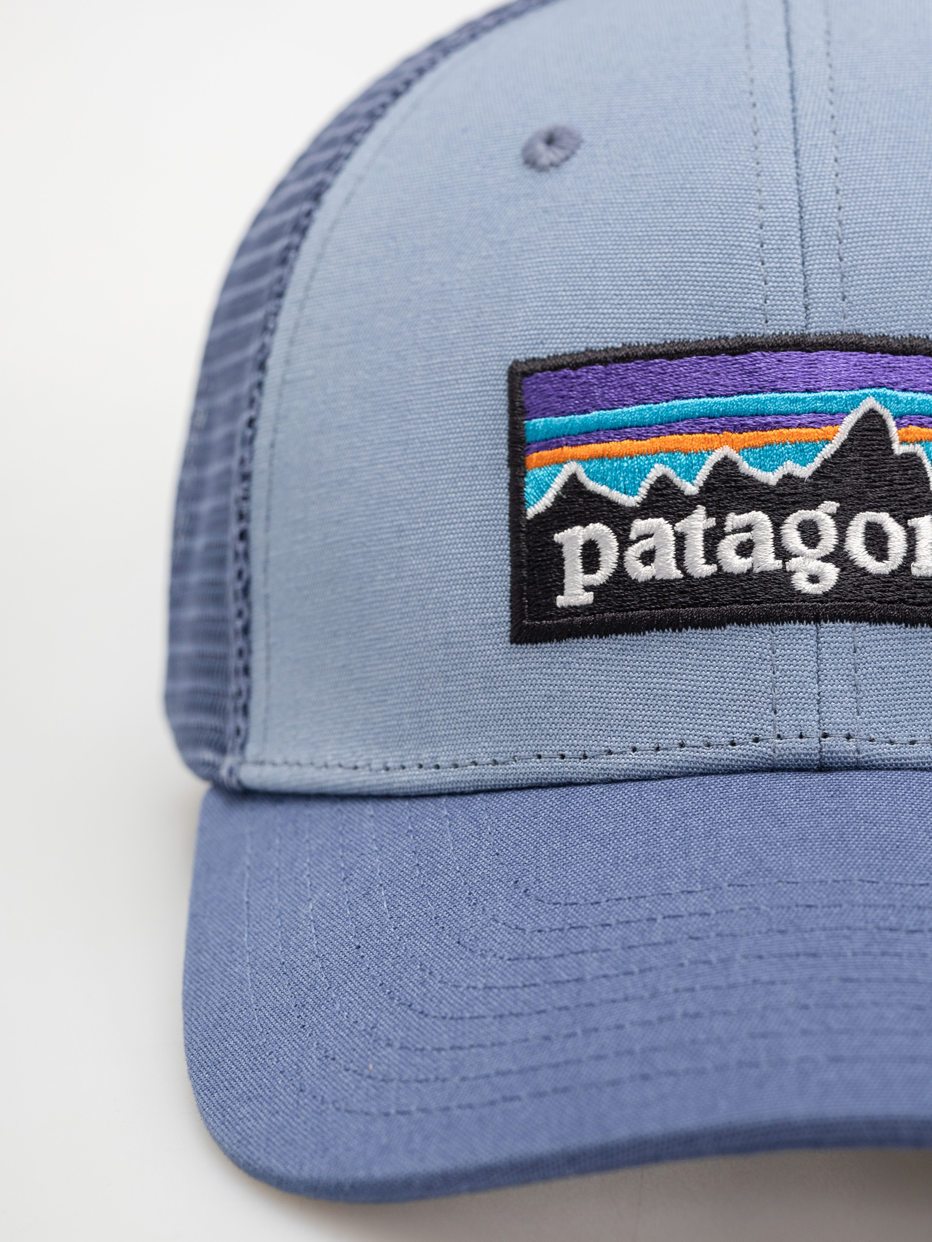 Šiltovka Patagonia P 6 Logo LoPro Trucker (barnacle blue)