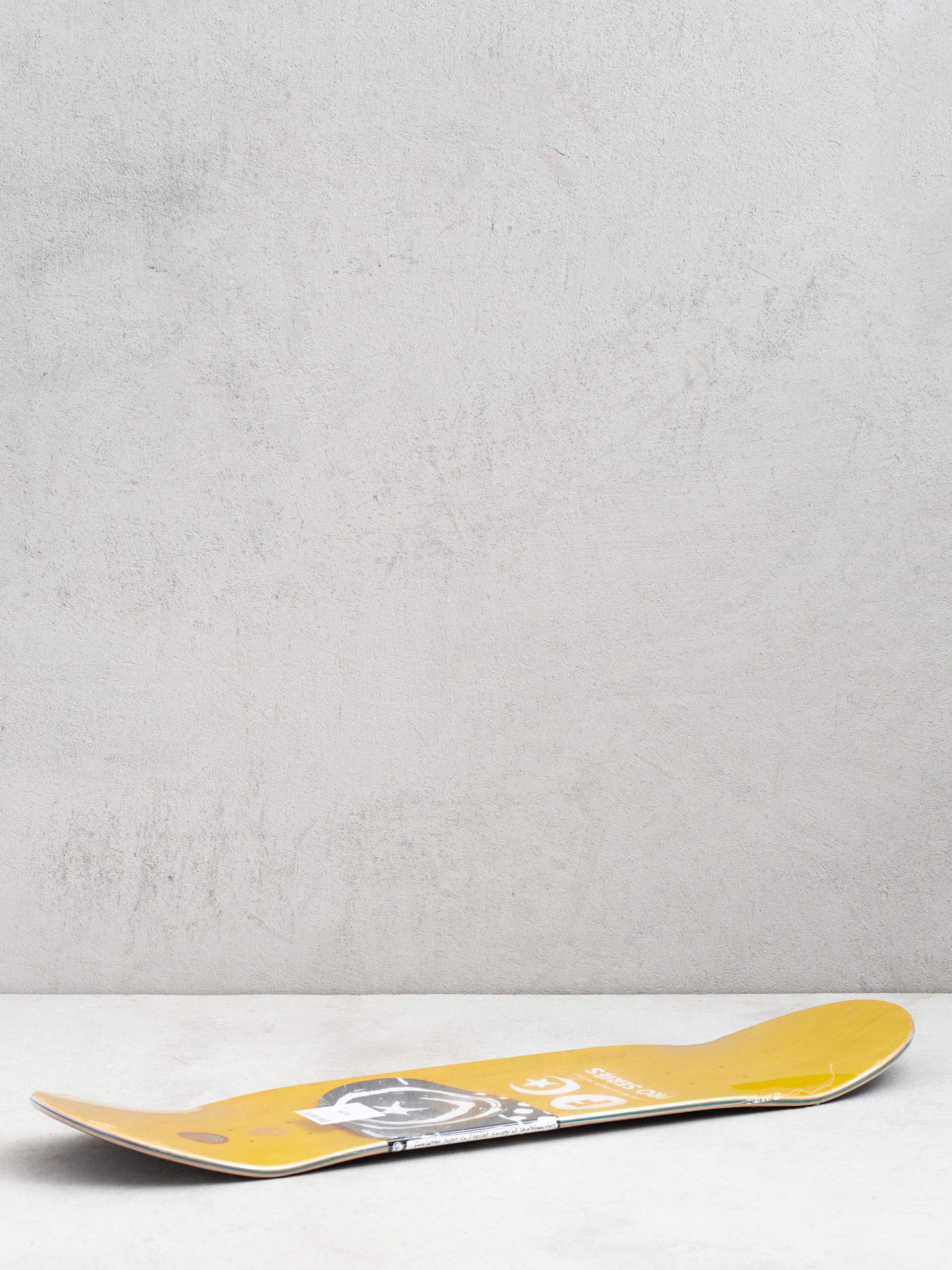 Doska Foundation Servold Star & Moon