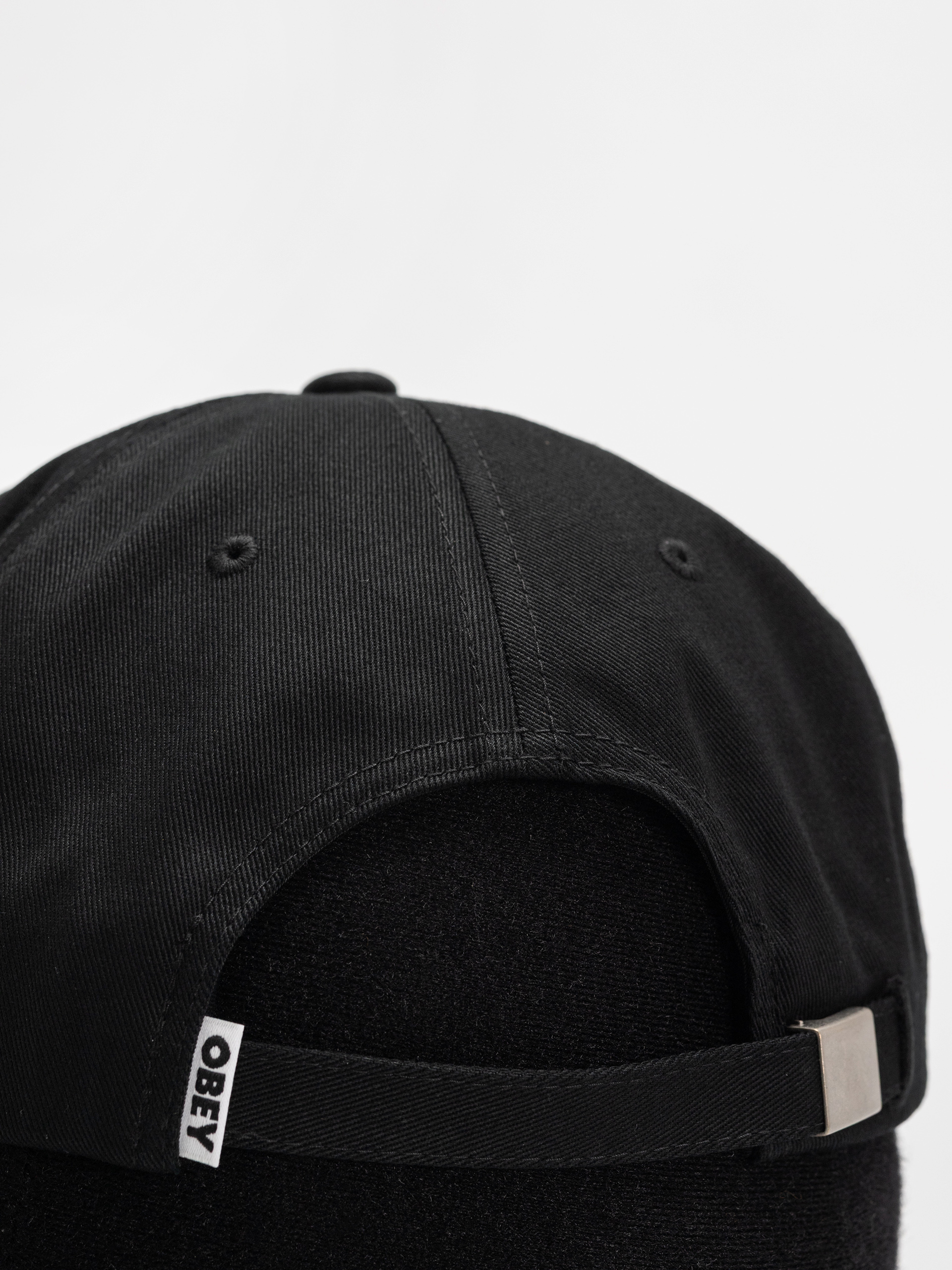 Šiltovka OBEY Obey Studios 5 Panel Strapback (black)