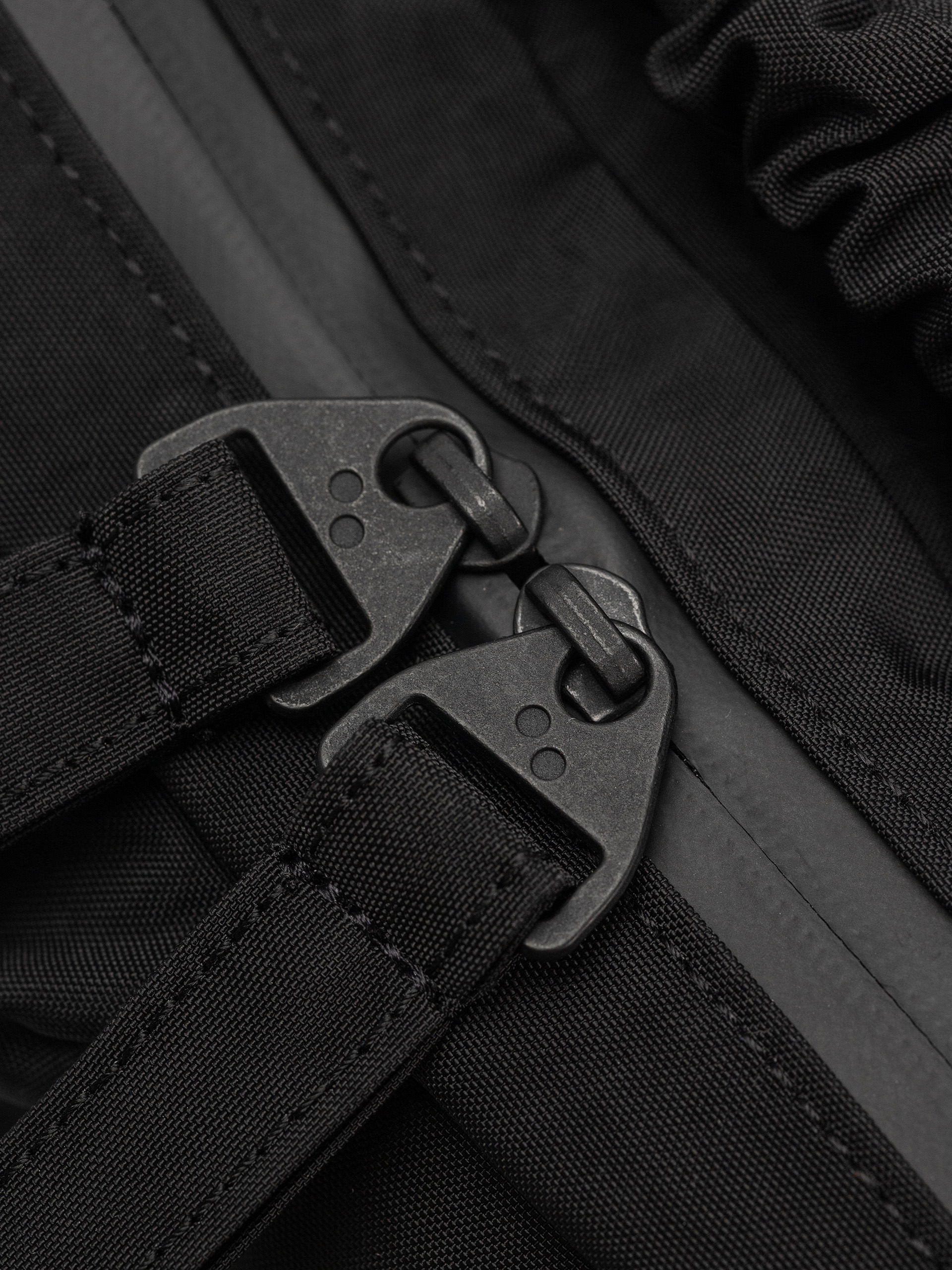 Batoh PinqPonq Tetrik Large Crinkle (crinkle black)