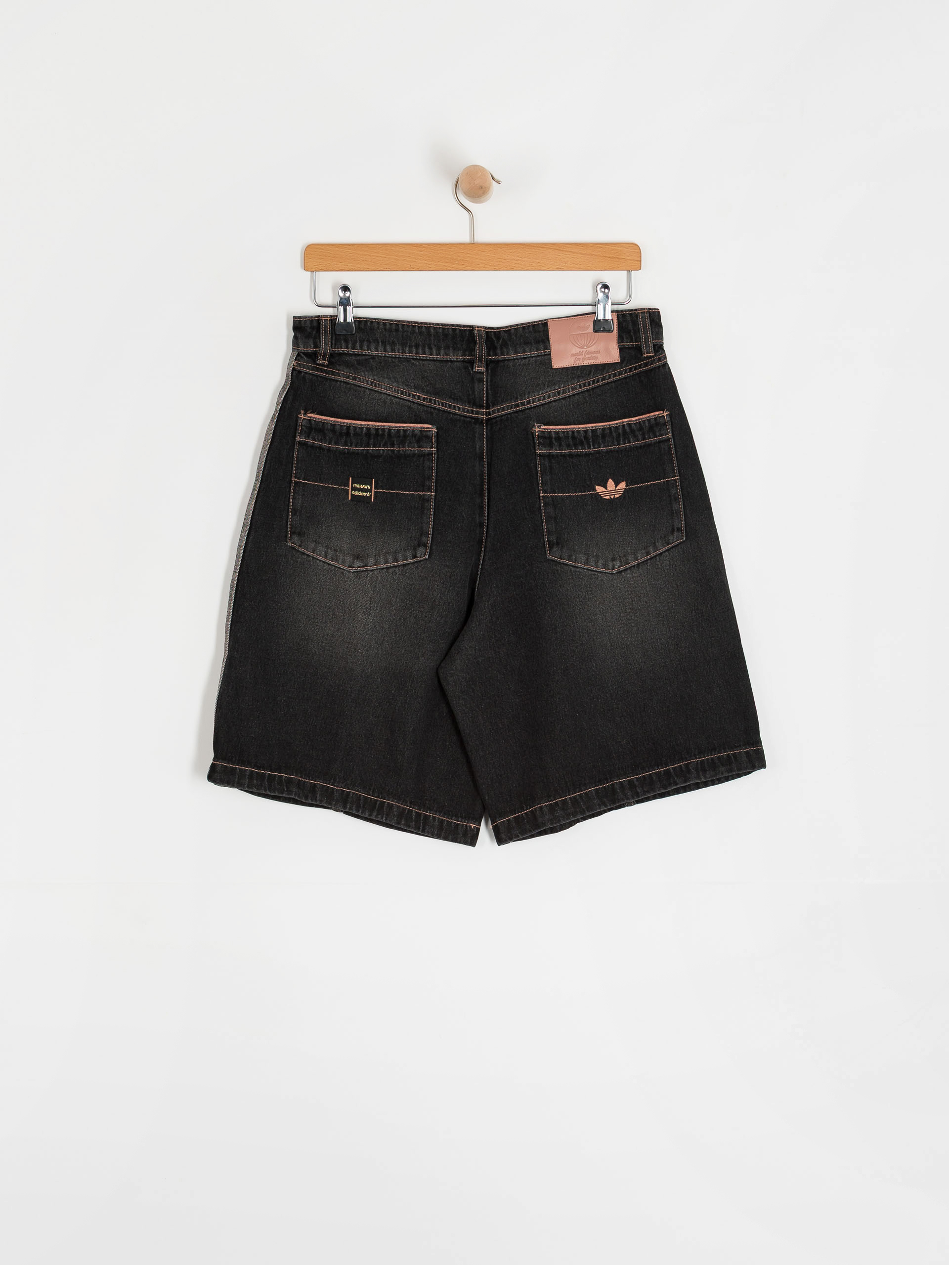 Kraťasy adidas Tyshawn (black)