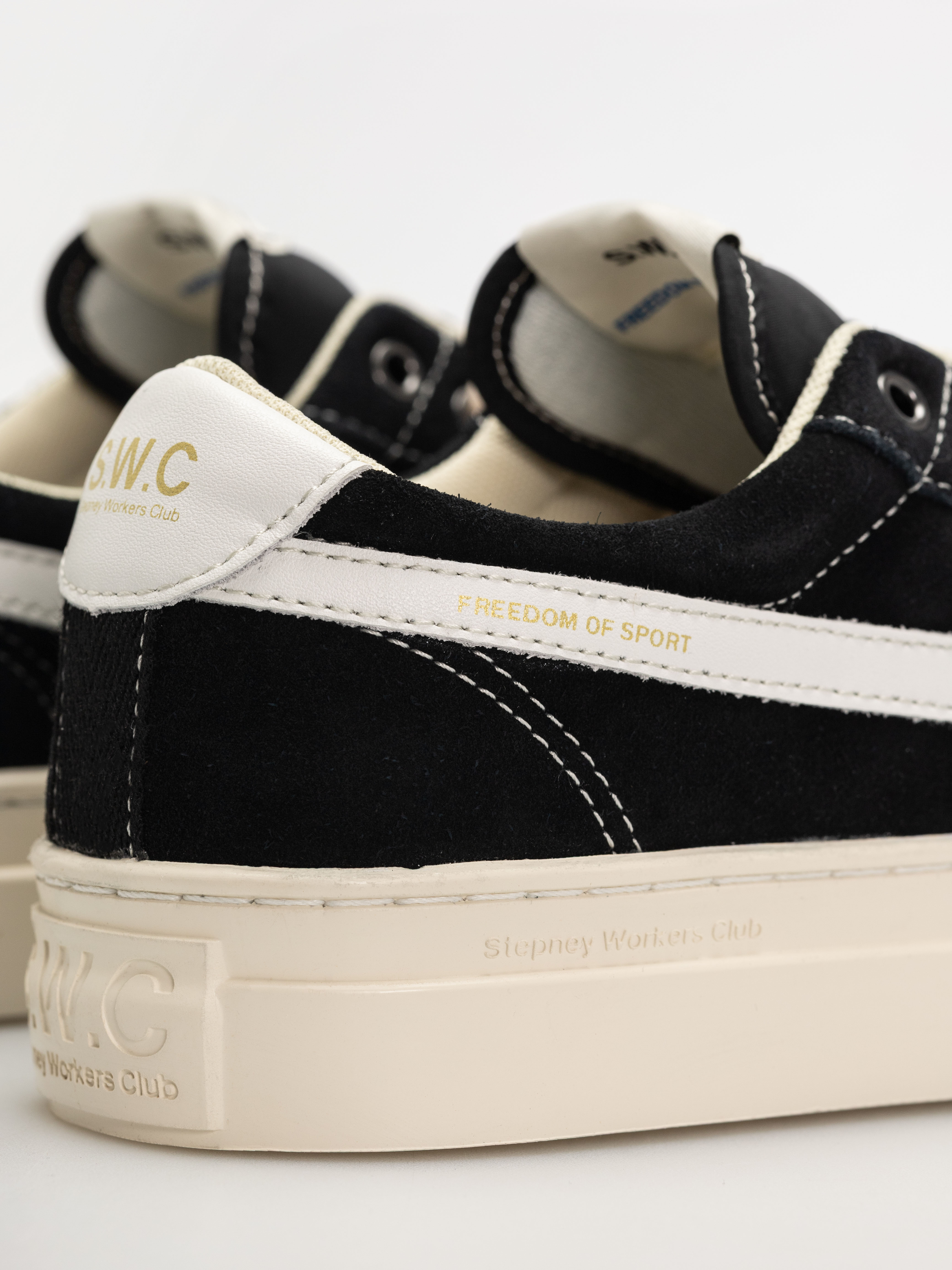 Topánky Stepney Workers Club Dellow S-Strike (suede black/white)