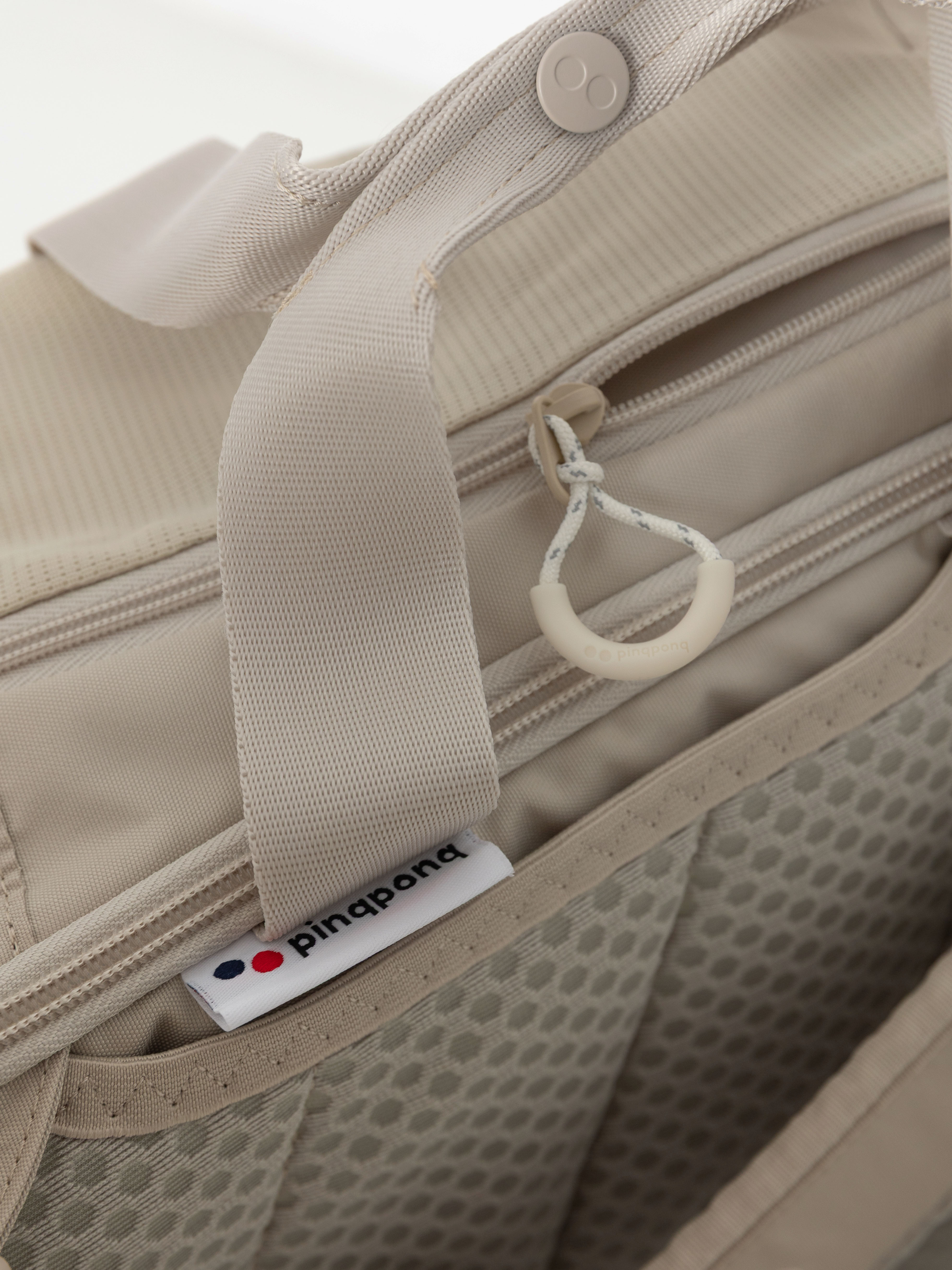 Batoh PinqPonq Blok Medium (cliff beige)