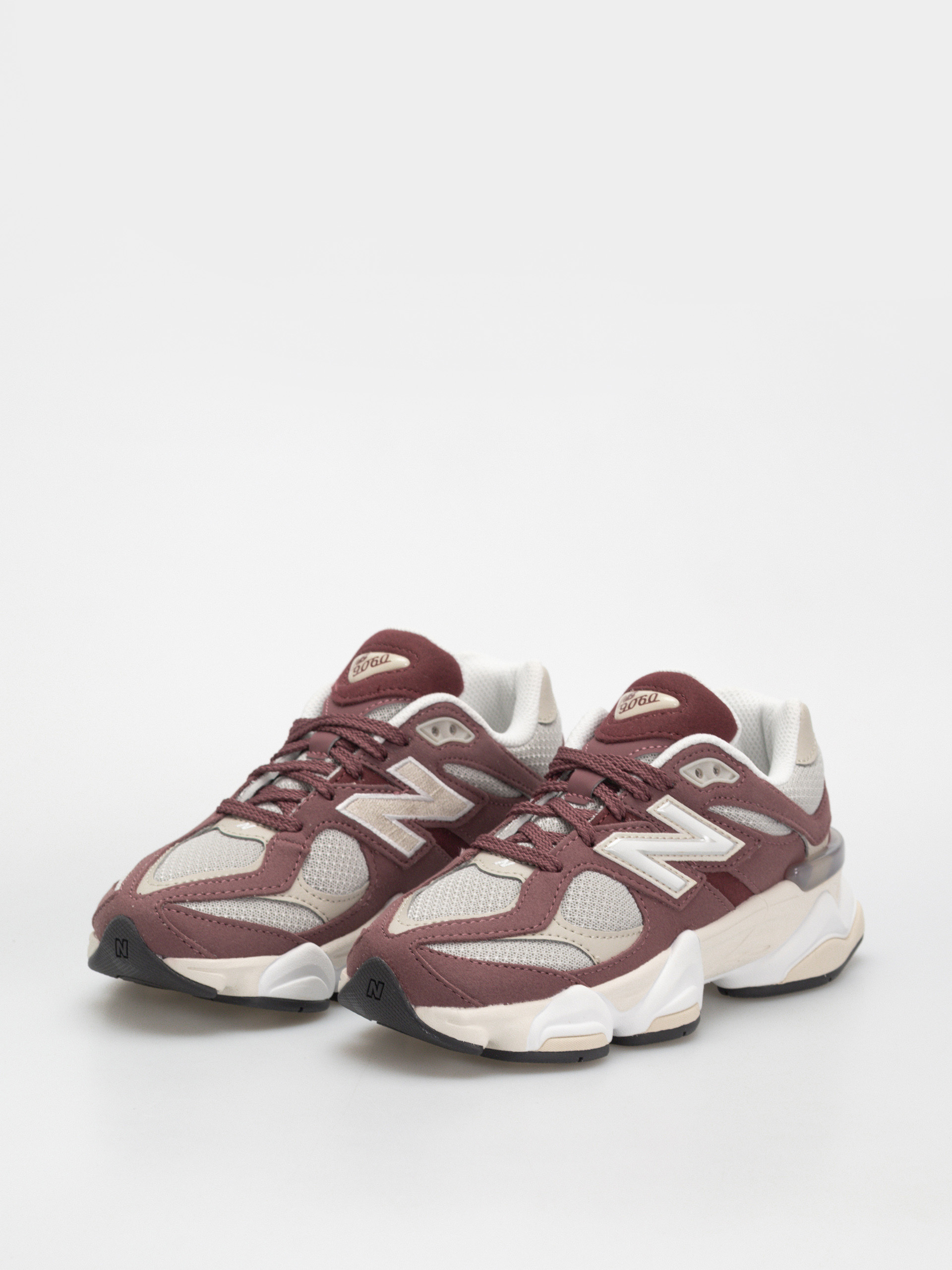 Topánky New Balance 9060 JR (washed burgundy)