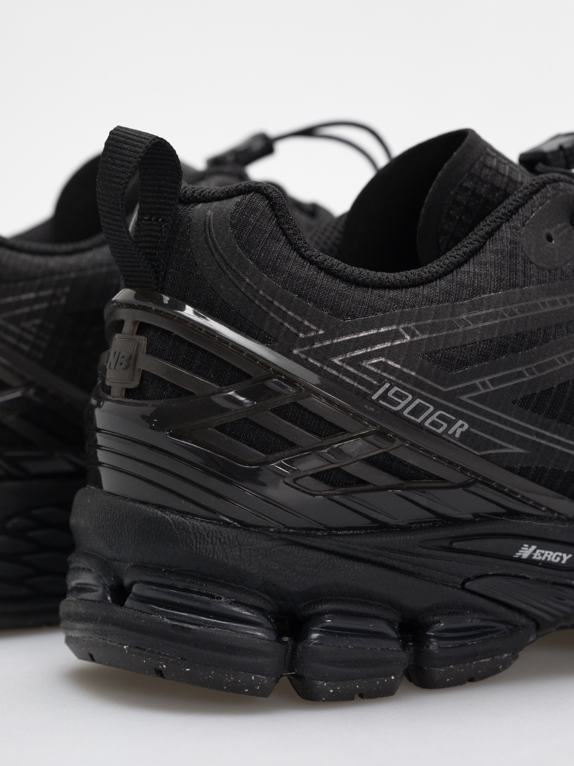 Topánky New Balance 1906 (black)