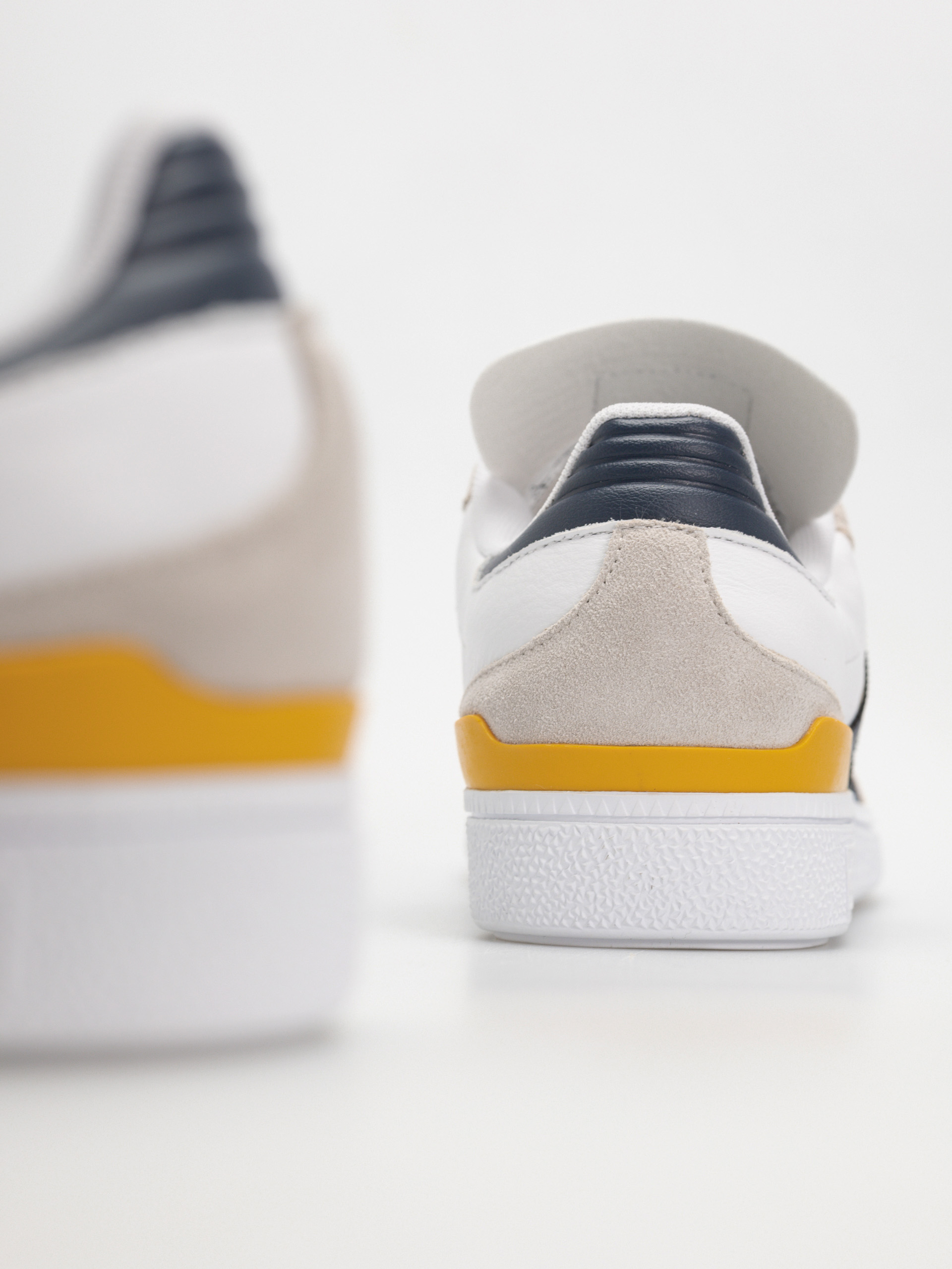 Topánky adidas Busenitz (cbrown/conavy/ftwwht)