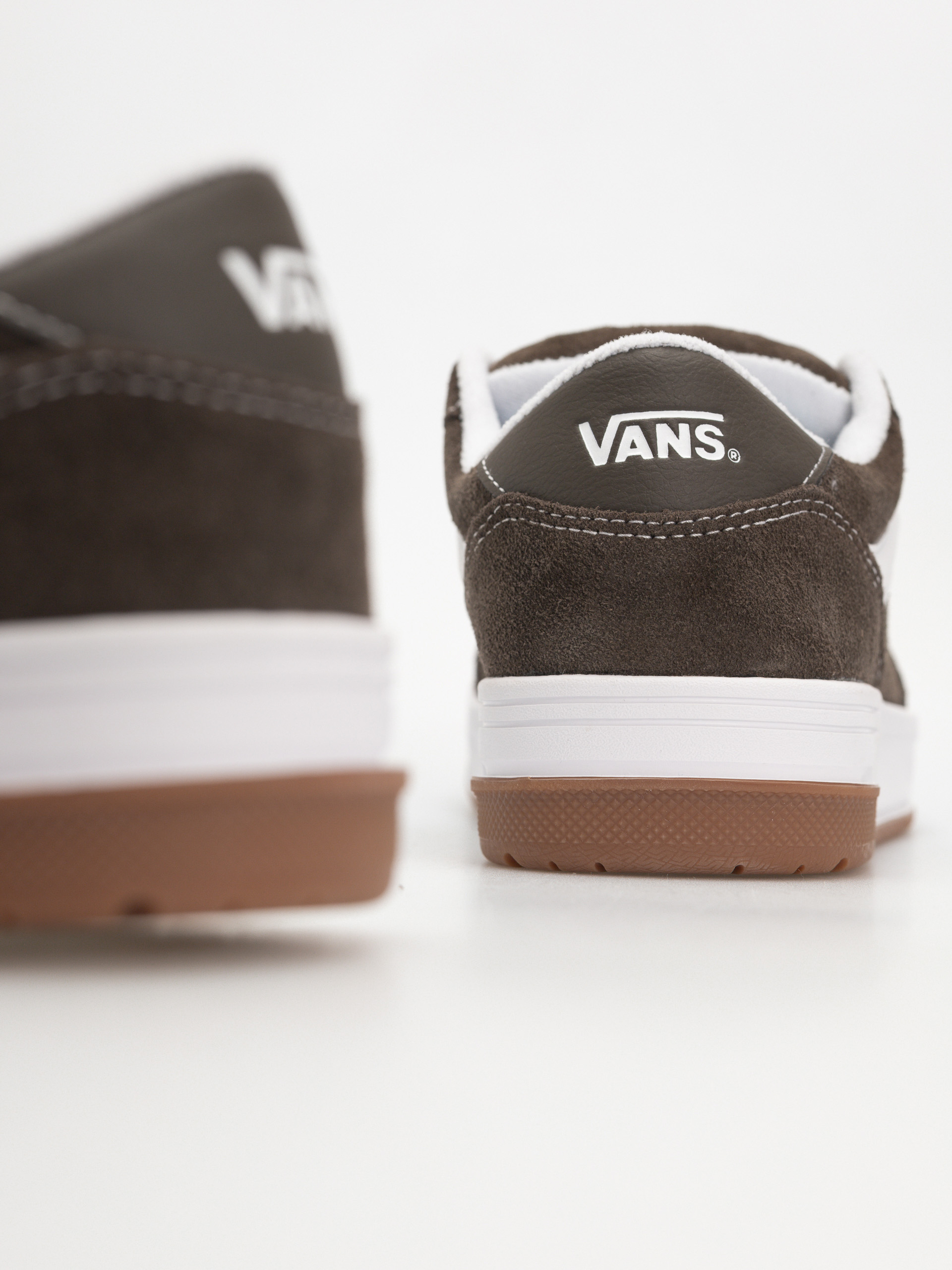 Topánky Vans Hylane (suede brown)