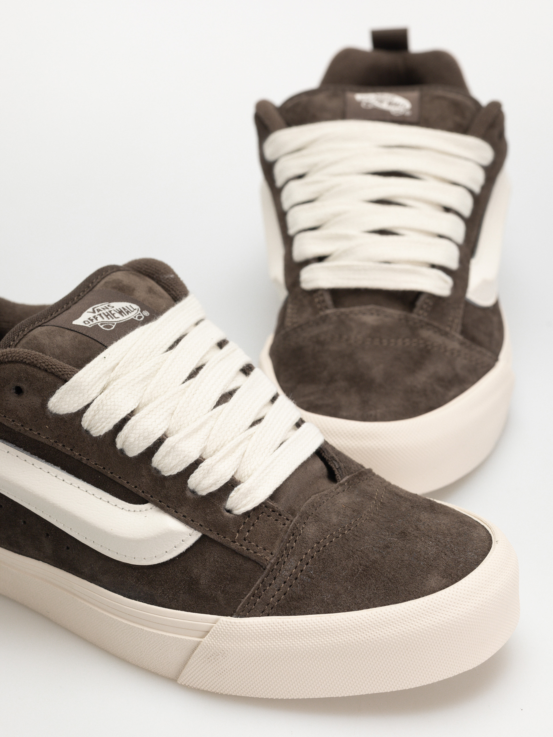 Topánky Vans Knu Skool (pig suede coal brown)