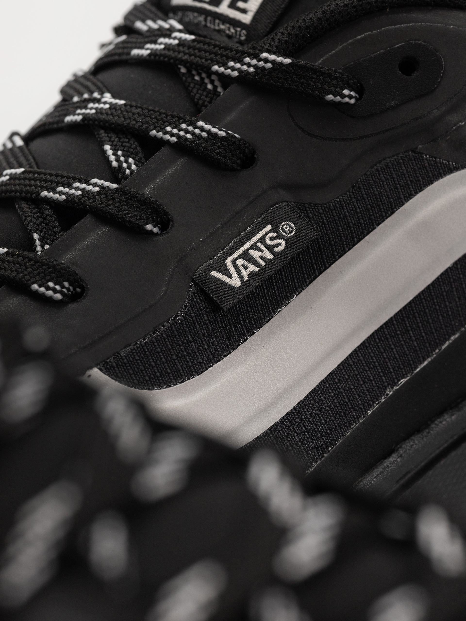 Topánky Vans Mte Crosspath (reflective black)