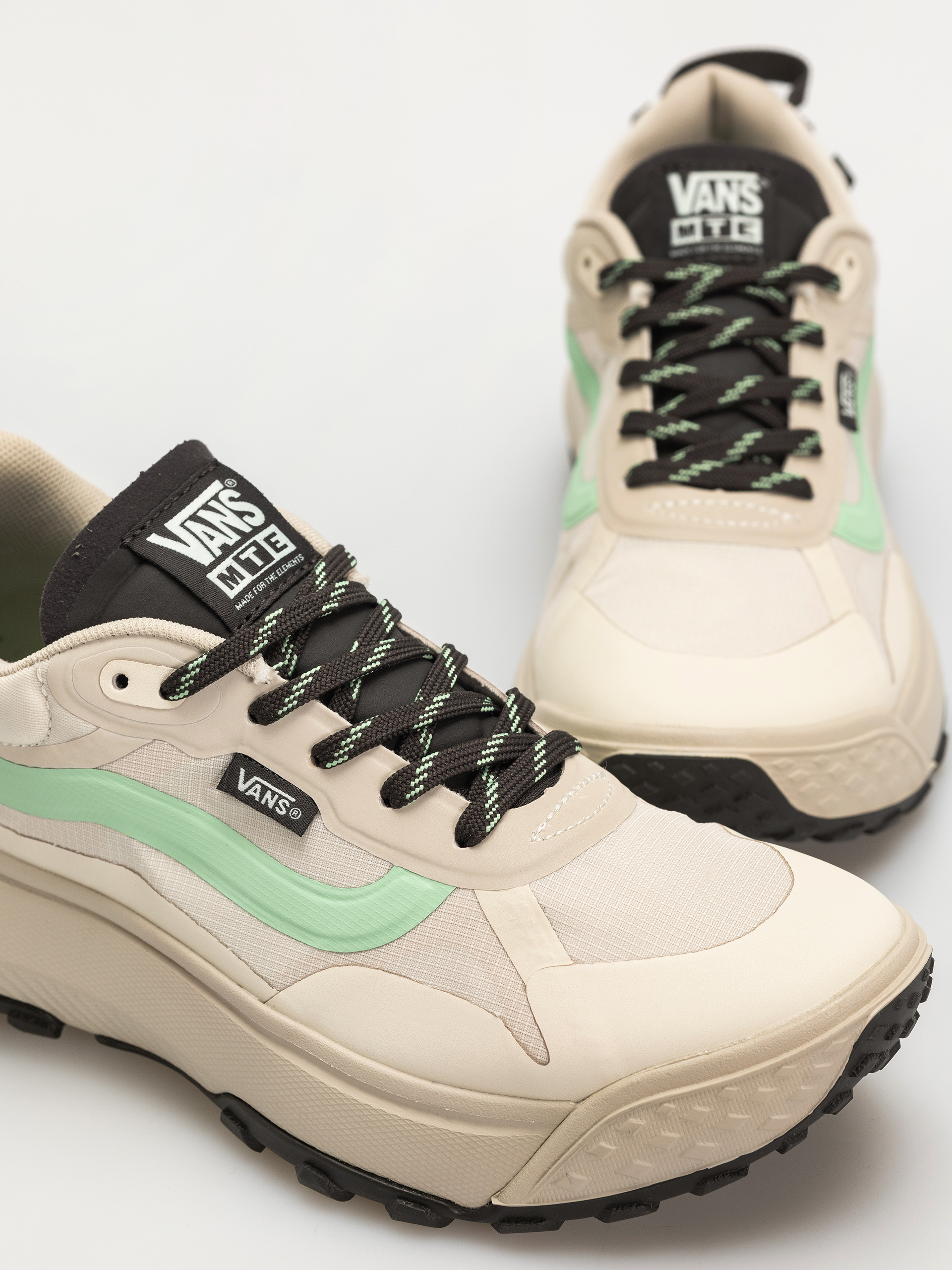 Topánky Vans Mte Crosspath (white/multi)